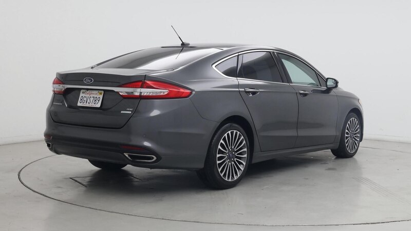 2018 Ford Fusion SE 8