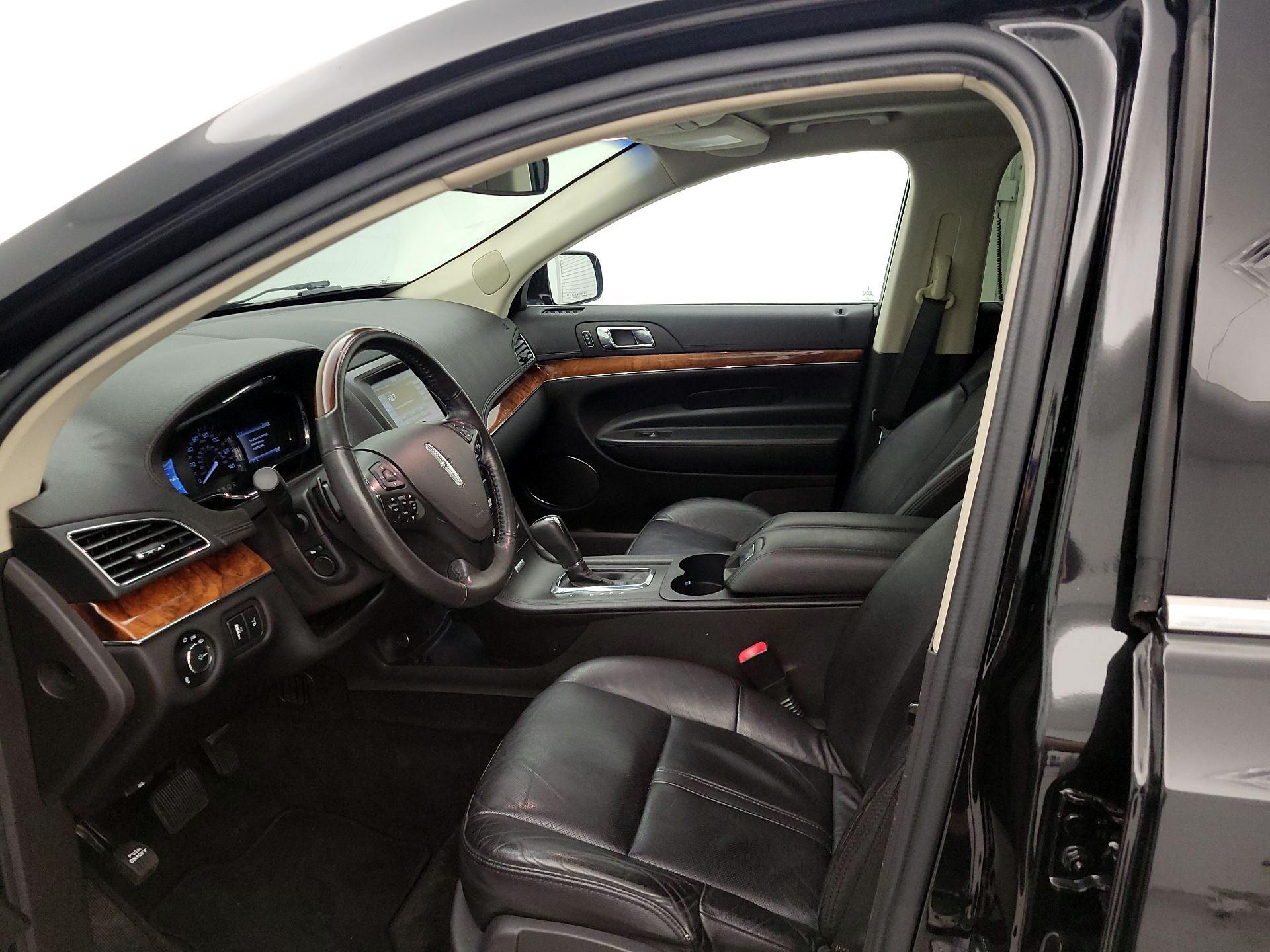 Thumbnail: 2014 Lincoln MKT - 11