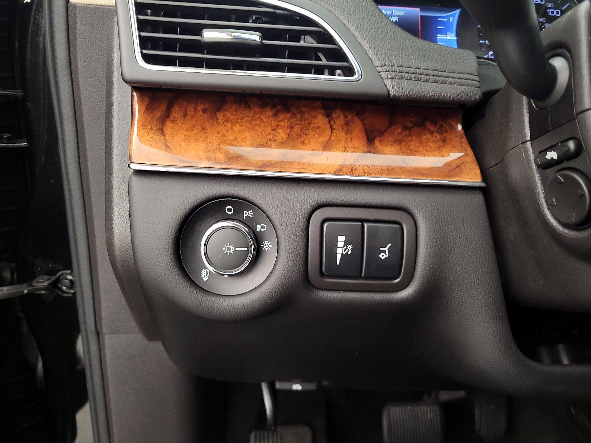 Thumbnail: 2014 Lincoln MKT - 13