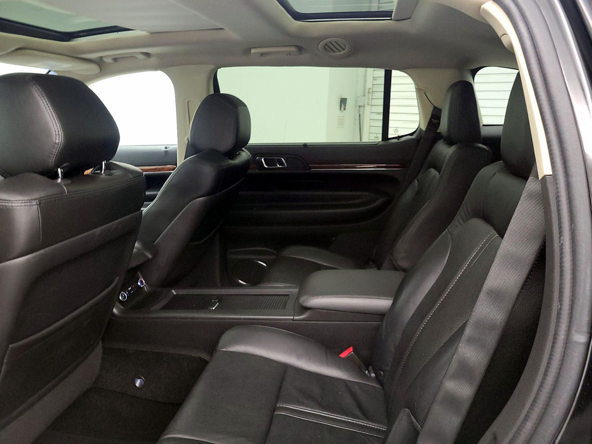 Thumbnail: 2014 Lincoln MKT - 20