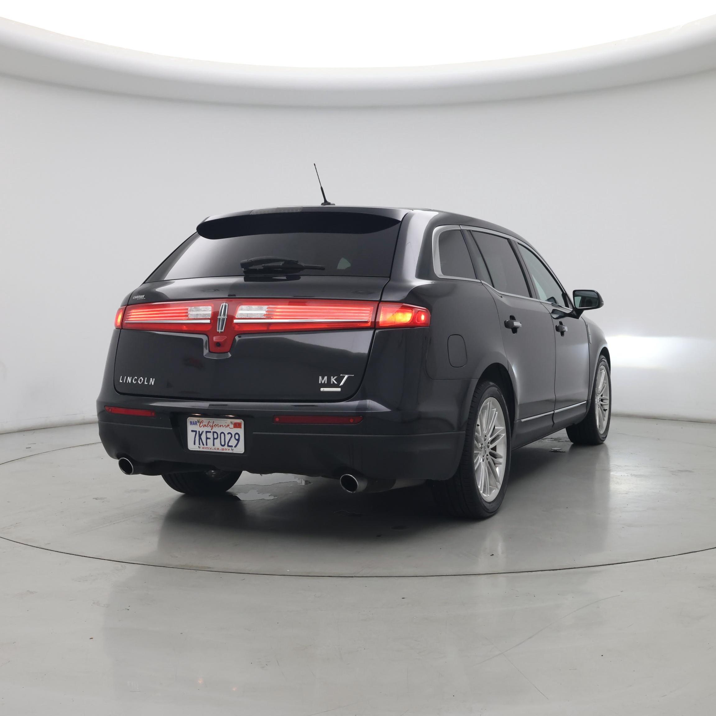 Thumbnail: 2014 Lincoln MKT - 8