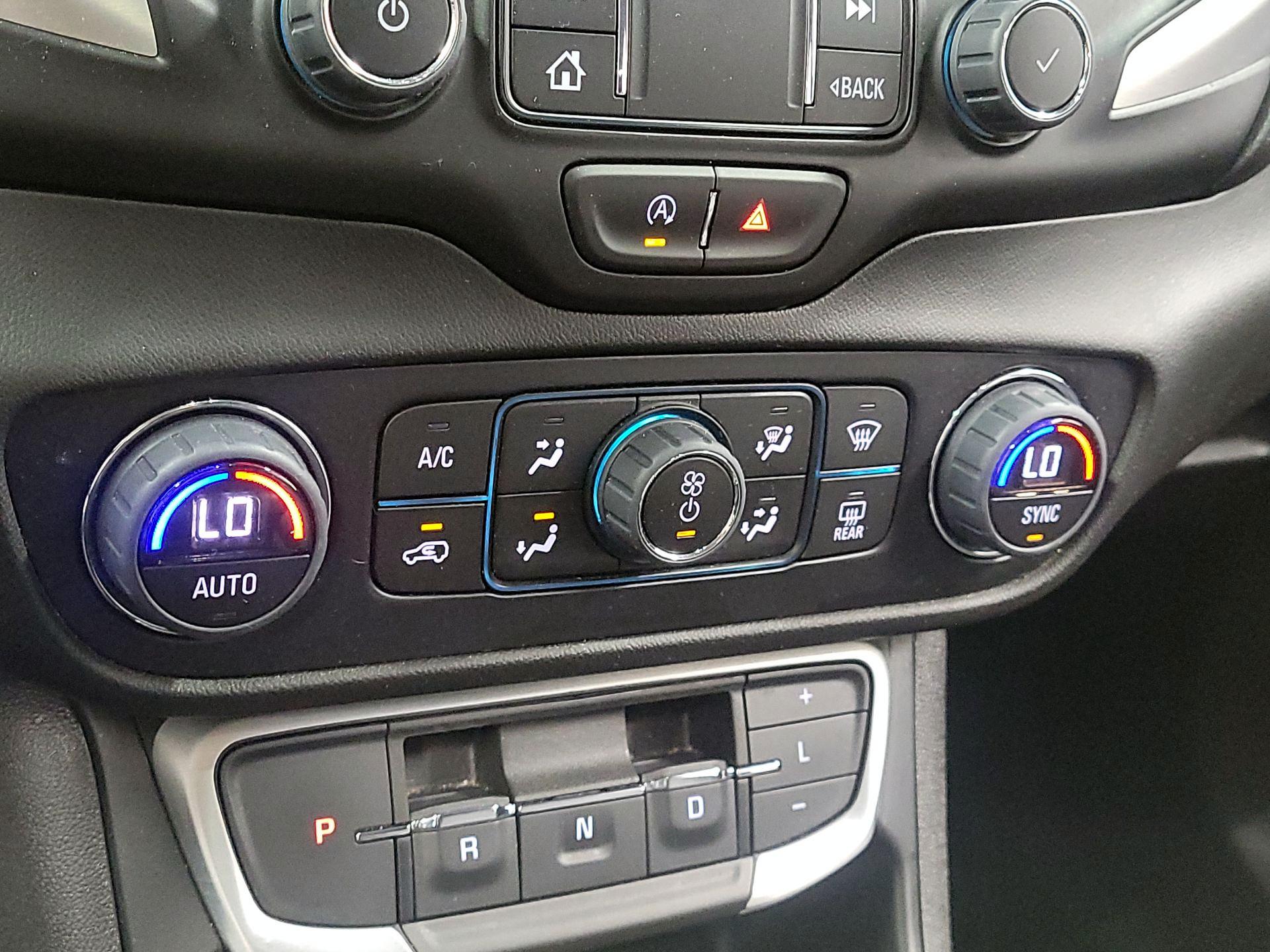 Thumbnail: 2023 GMC Terrain - 15