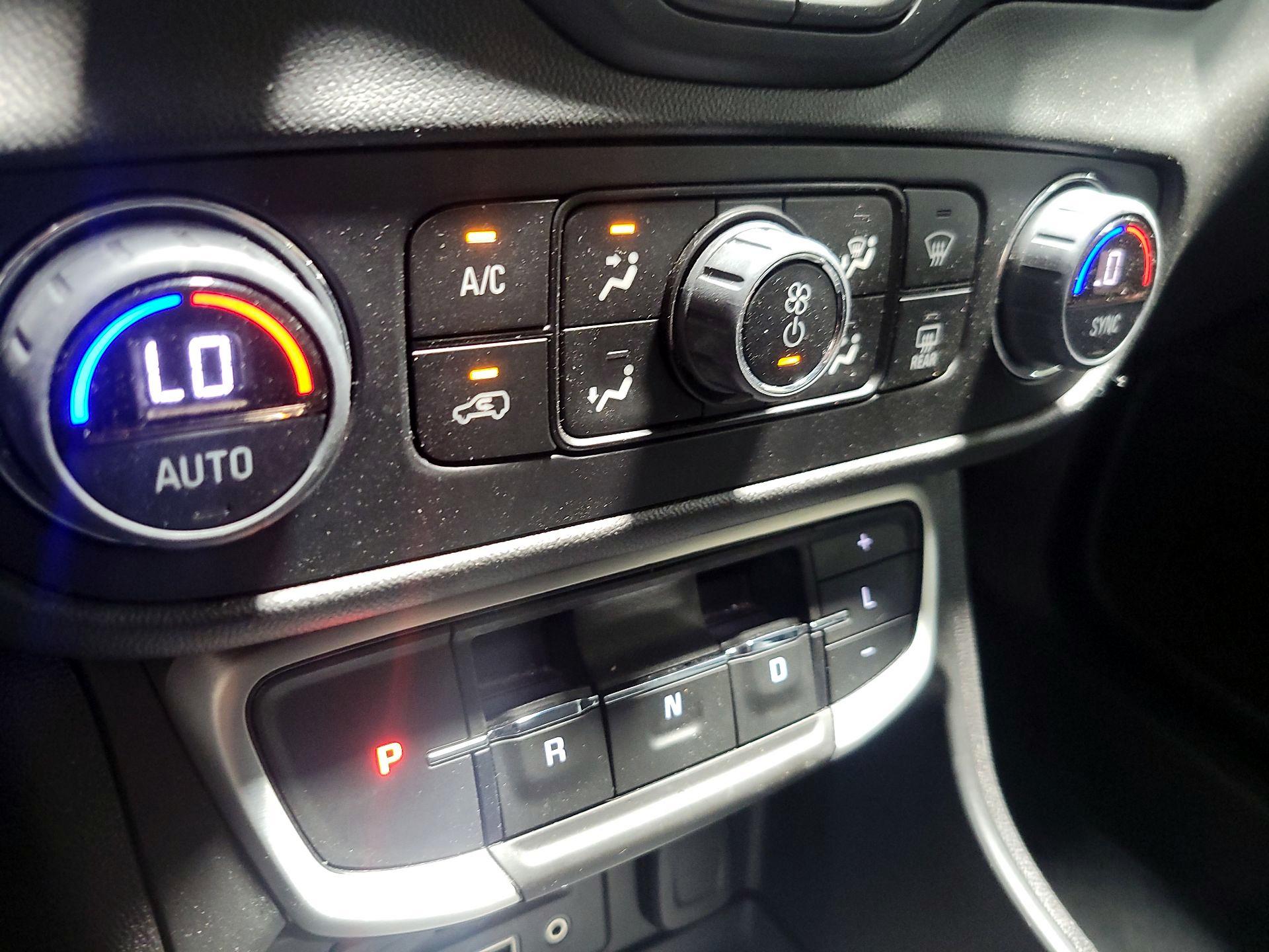 Thumbnail: 2023 GMC Terrain - 16
