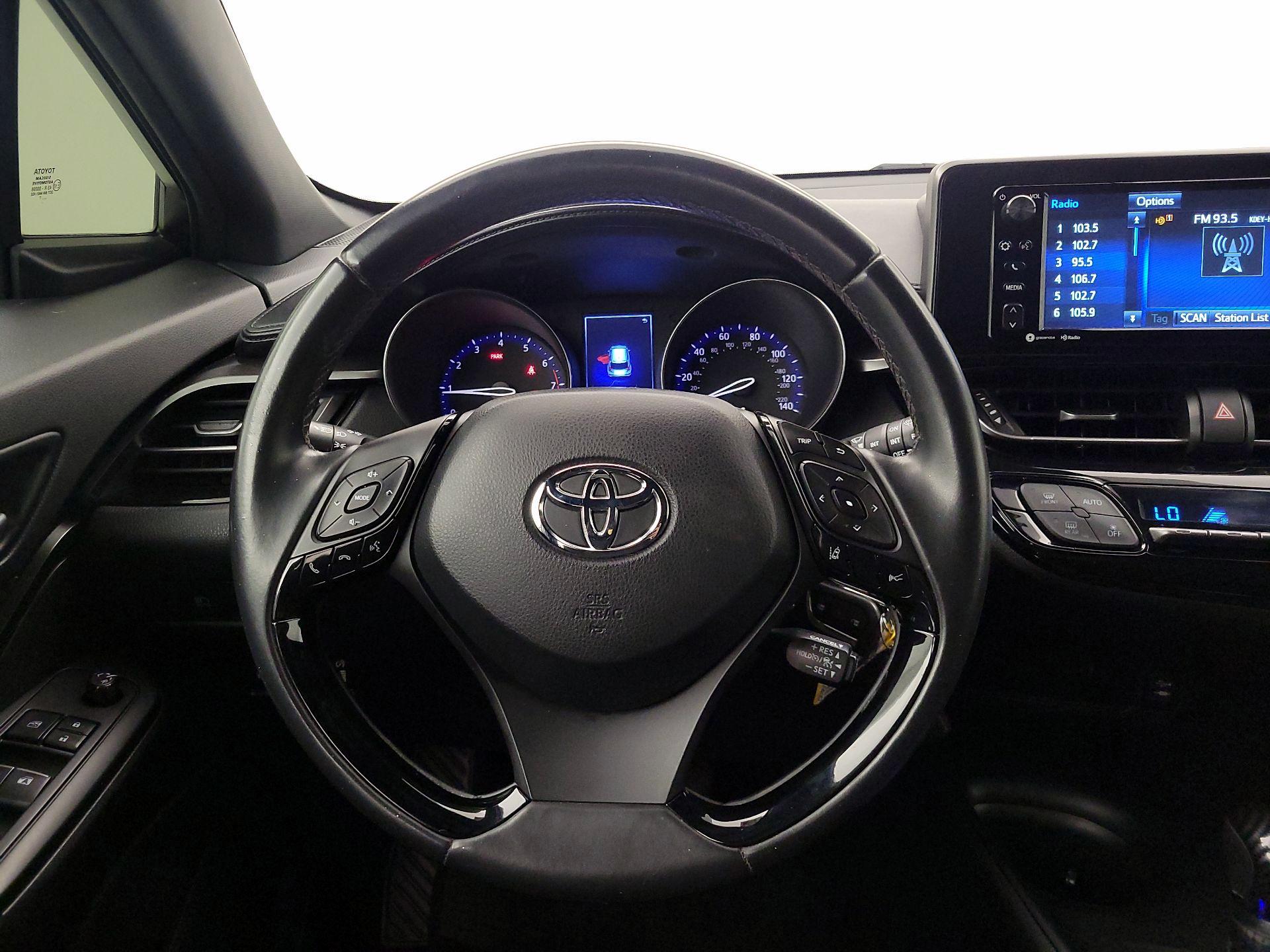 Thumbnail: 2018 Toyota C-HR - 10