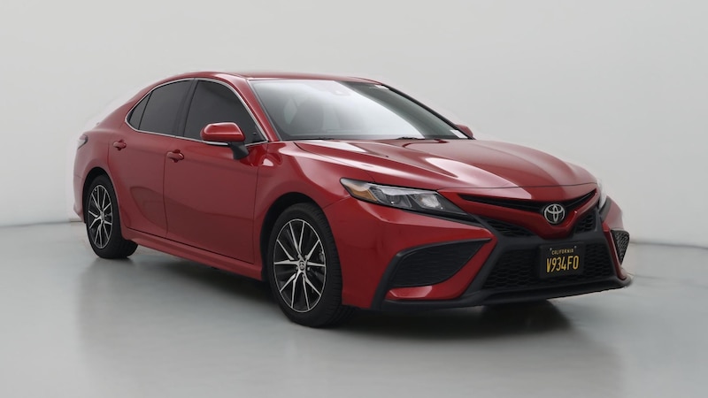 2021 Toyota Camry SE Hero Image