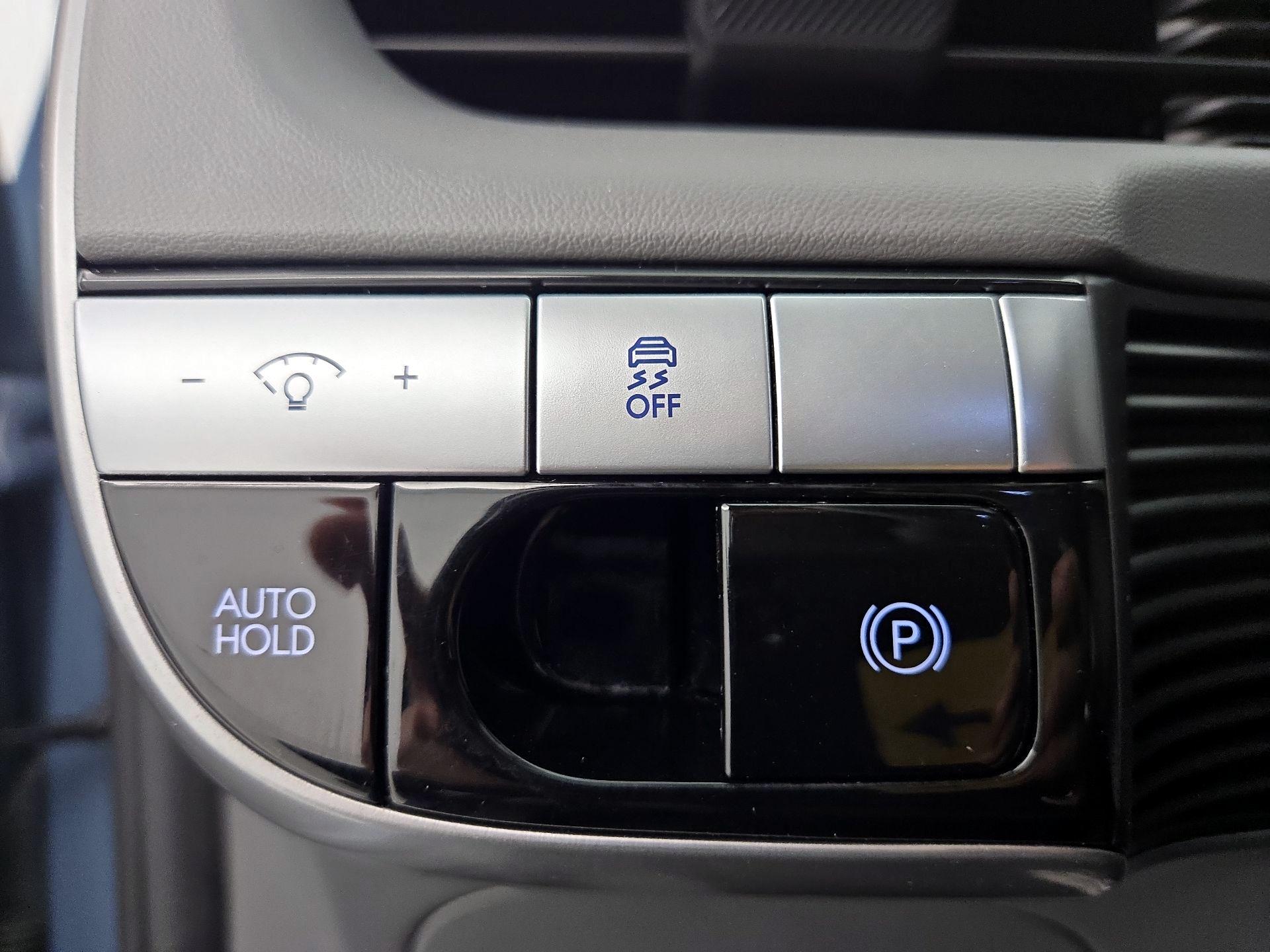 Thumbnail: 2023 Hyundai Ioniq 5 - 13