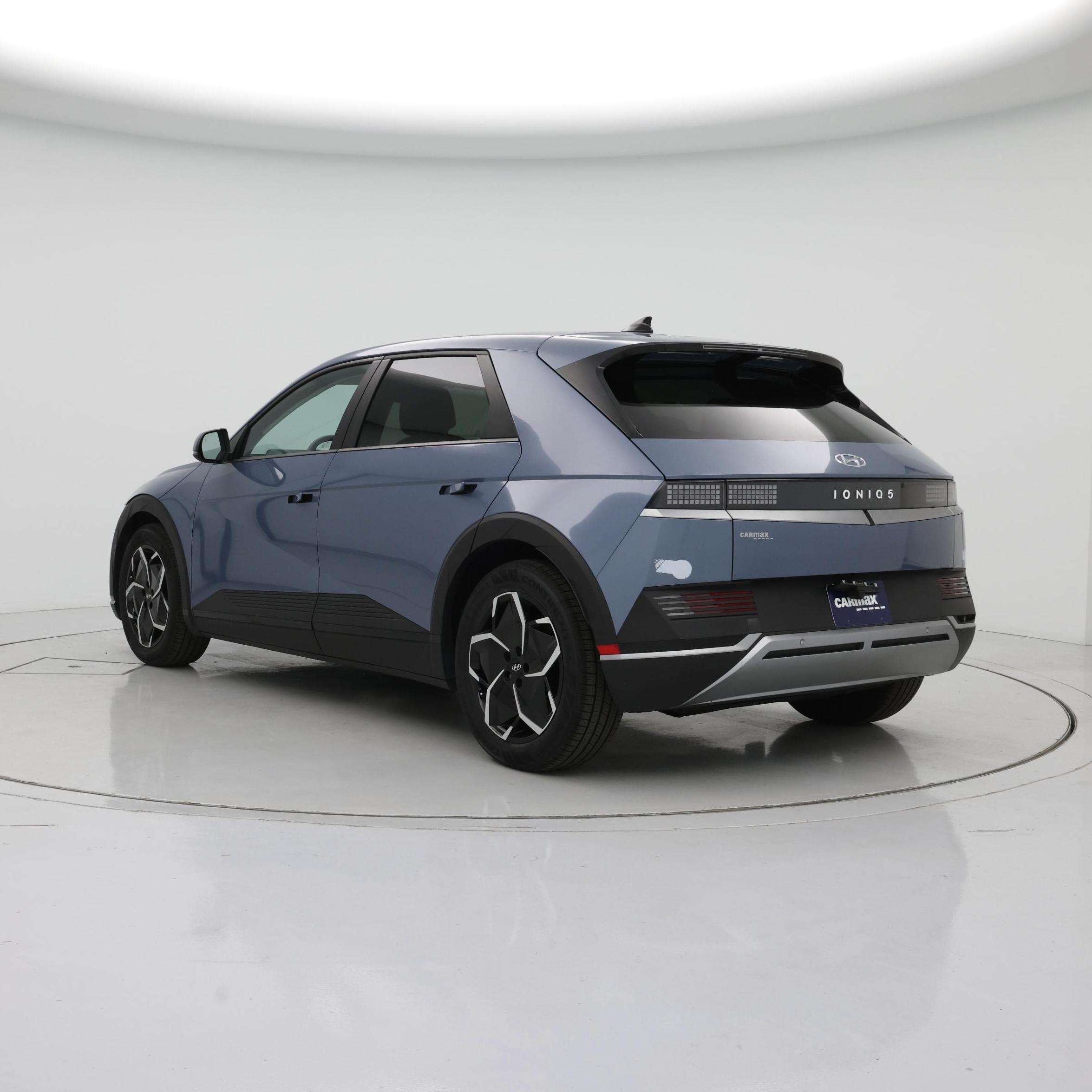 Thumbnail: 2023 Hyundai Ioniq 5 - 2