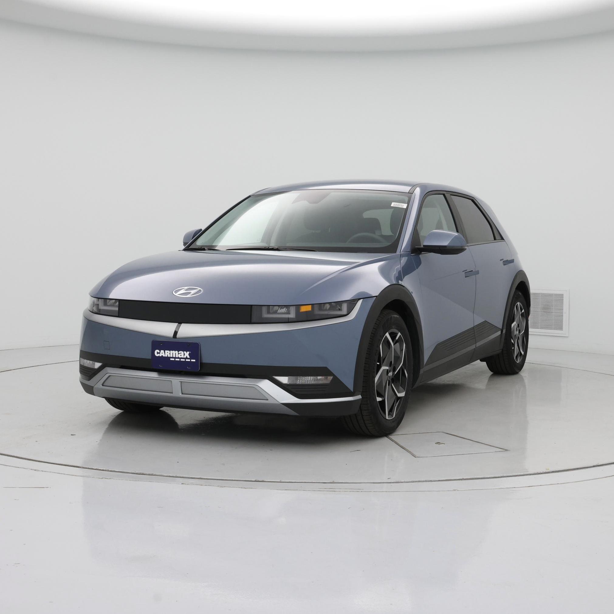 Thumbnail: 2023 Hyundai Ioniq 5 - 4