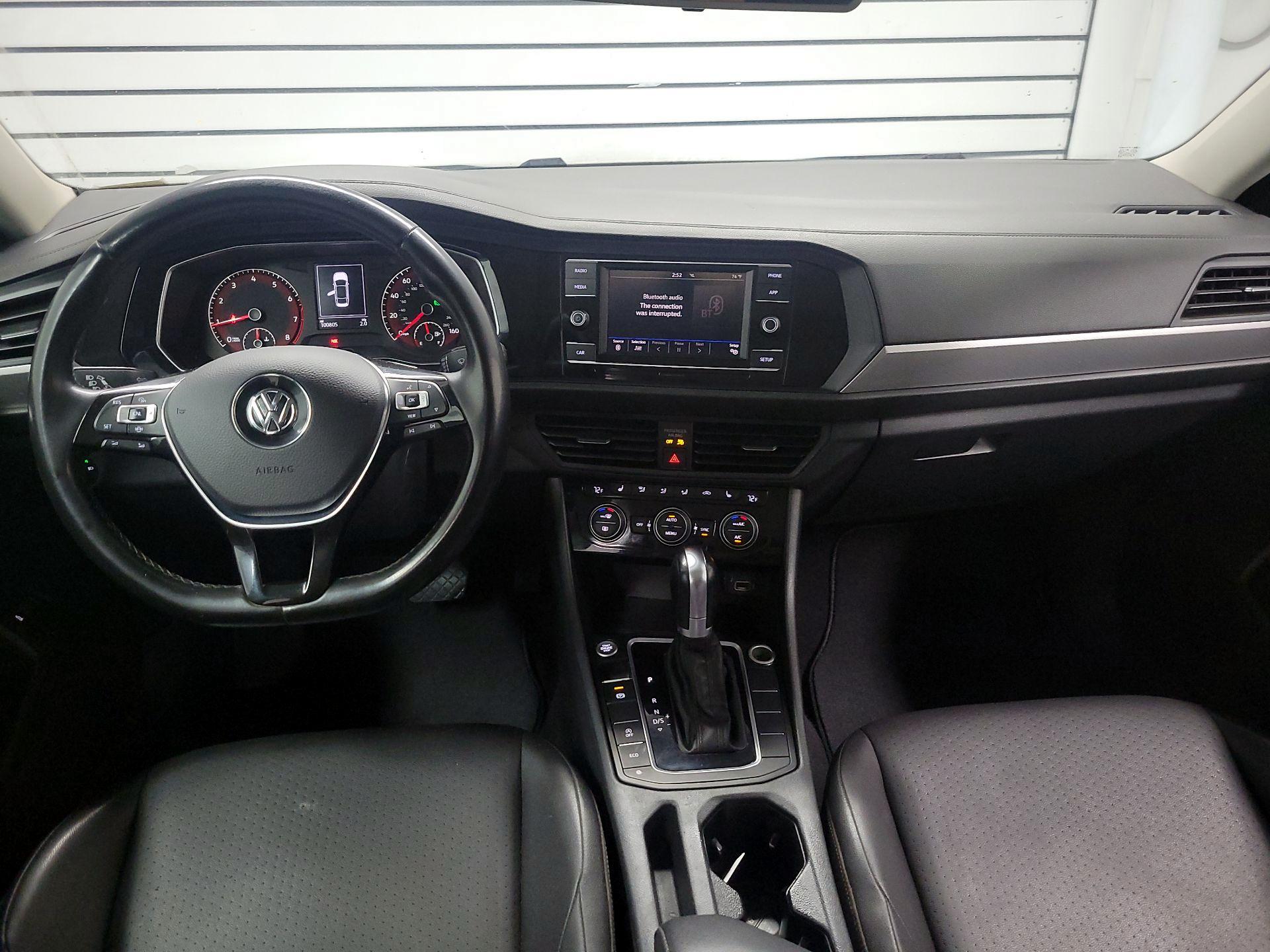 Thumbnail: 2019 Volkswagen Jetta - 9