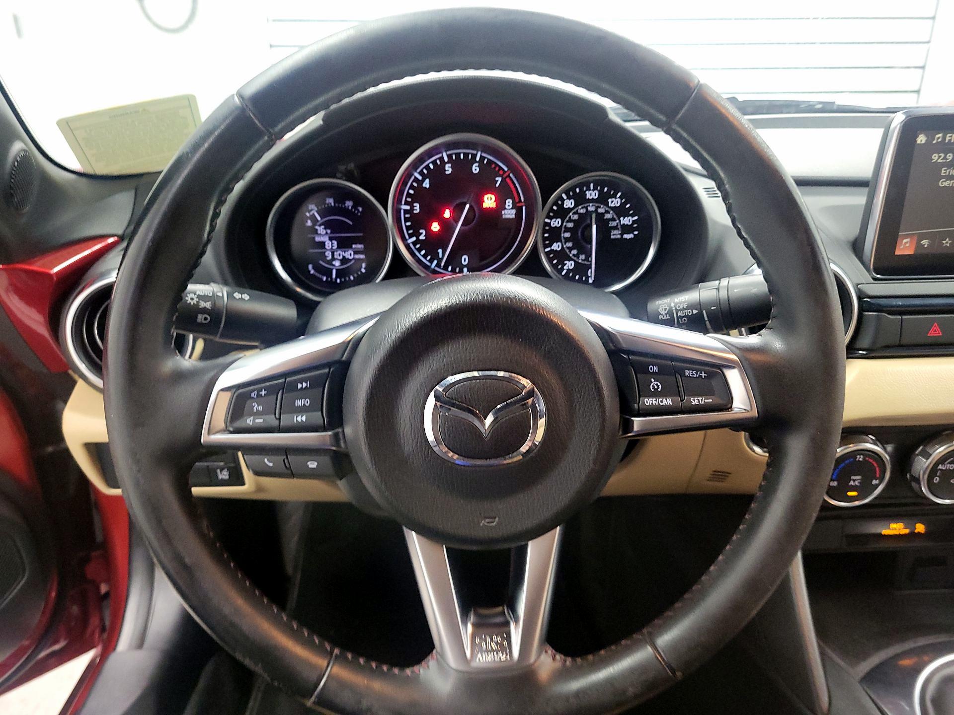 Thumbnail: 2016 Mazda MX-5 Miata - 10