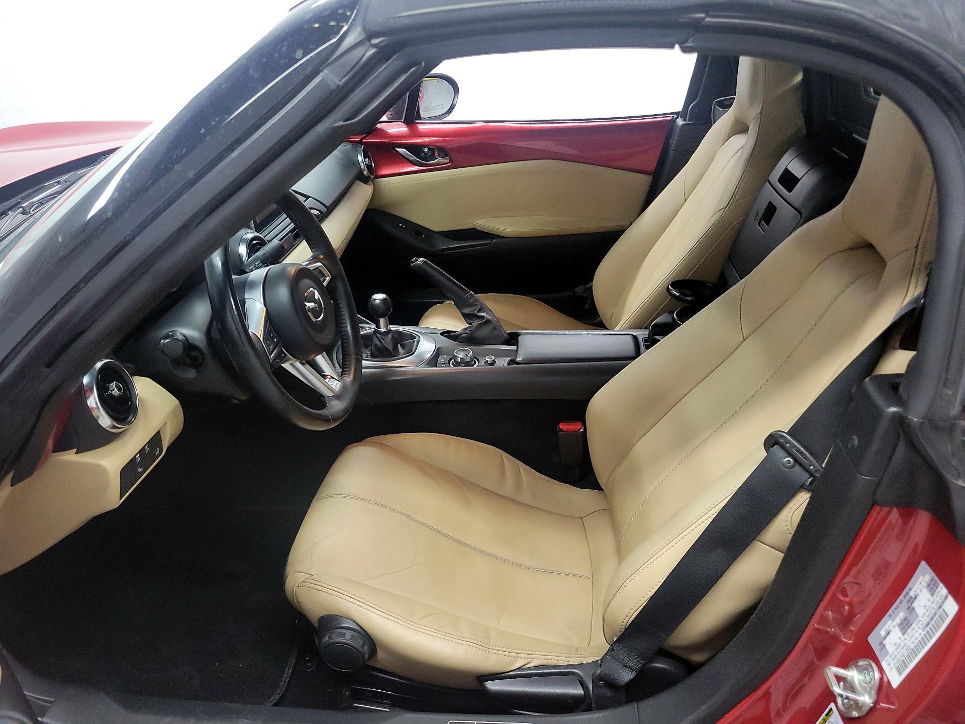 Thumbnail: 2016 Mazda MX-5 Miata - 11
