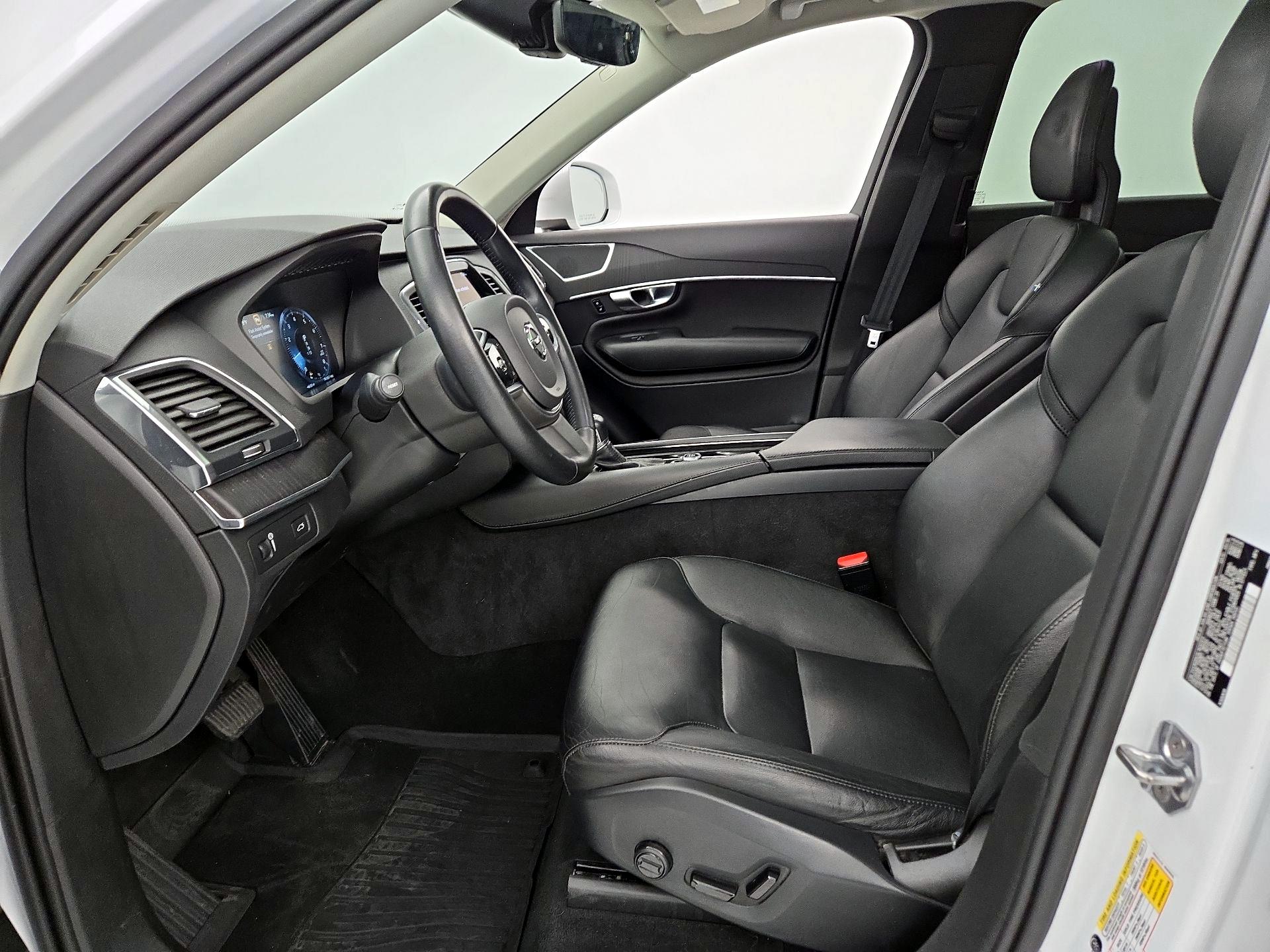 Thumbnail: 2020 Volvo XC90 - 11