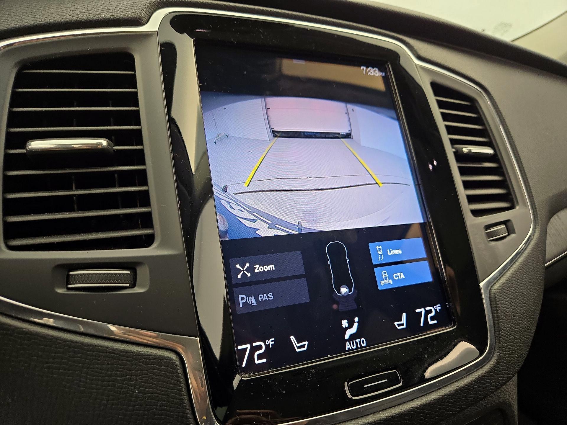 Thumbnail: 2020 Volvo XC90 - 14