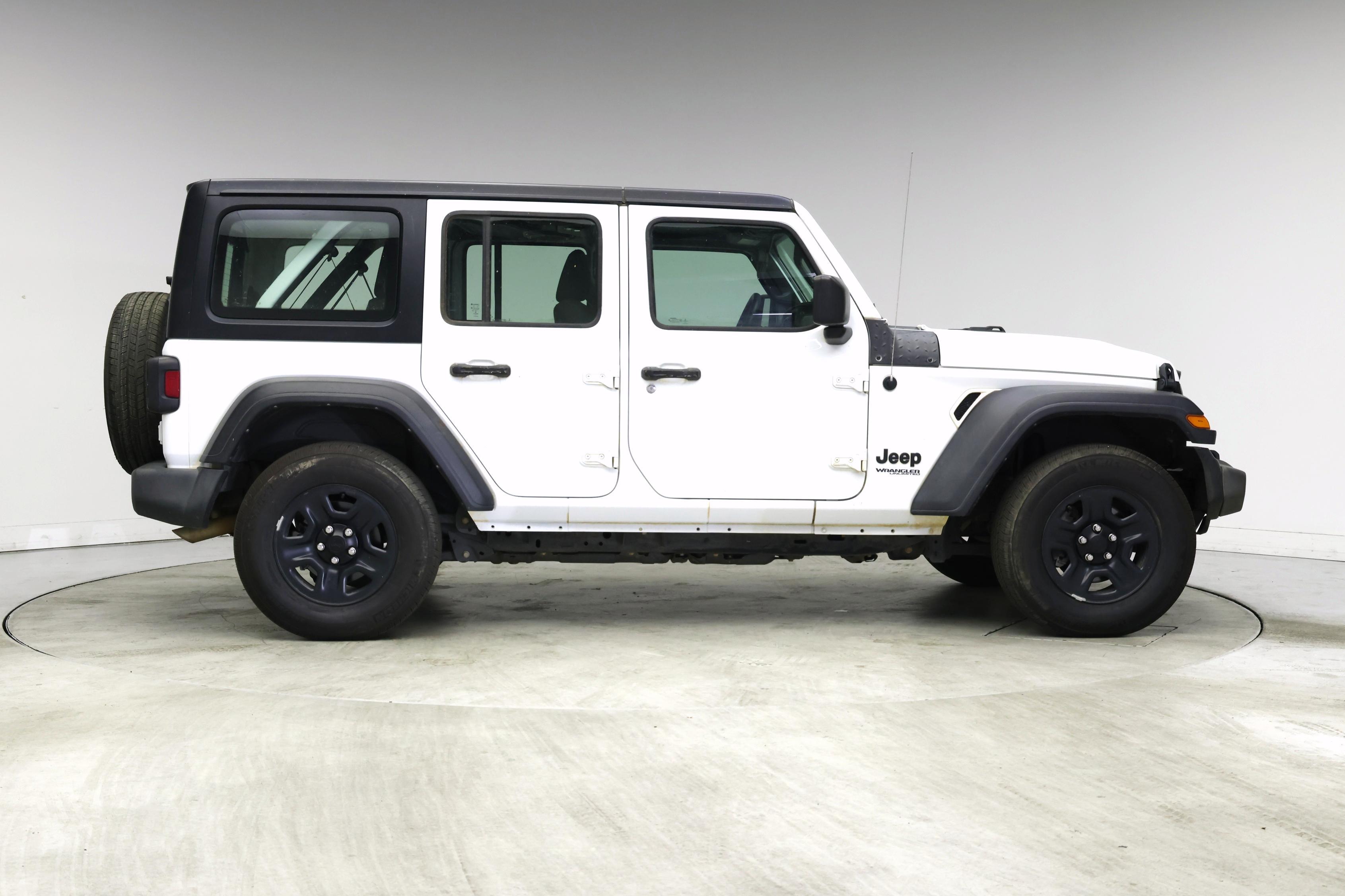 Thumbnail: 2022 Jeep Wrangler - 7