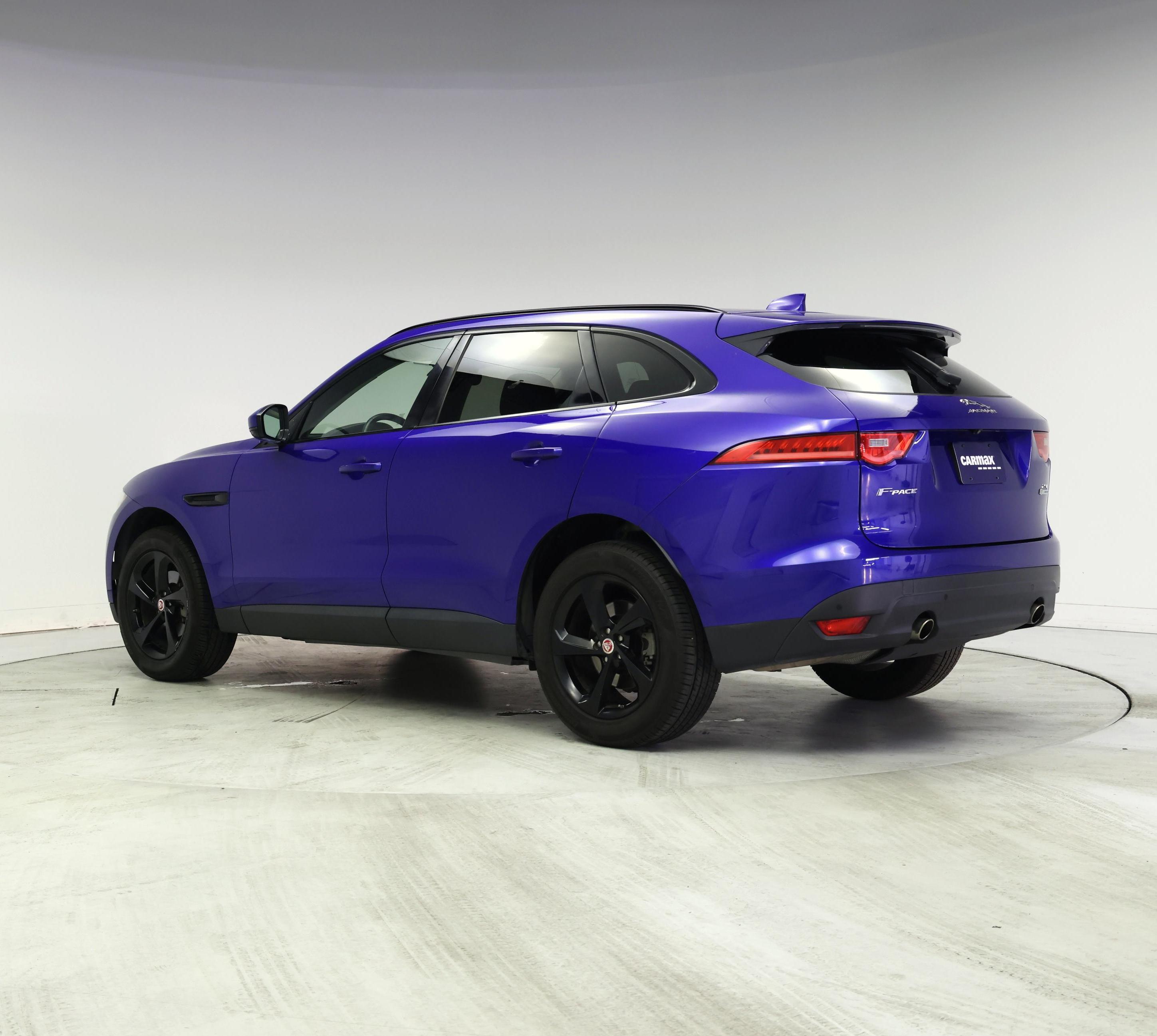 Thumbnail: 2019 Jaguar F-Pace - 2