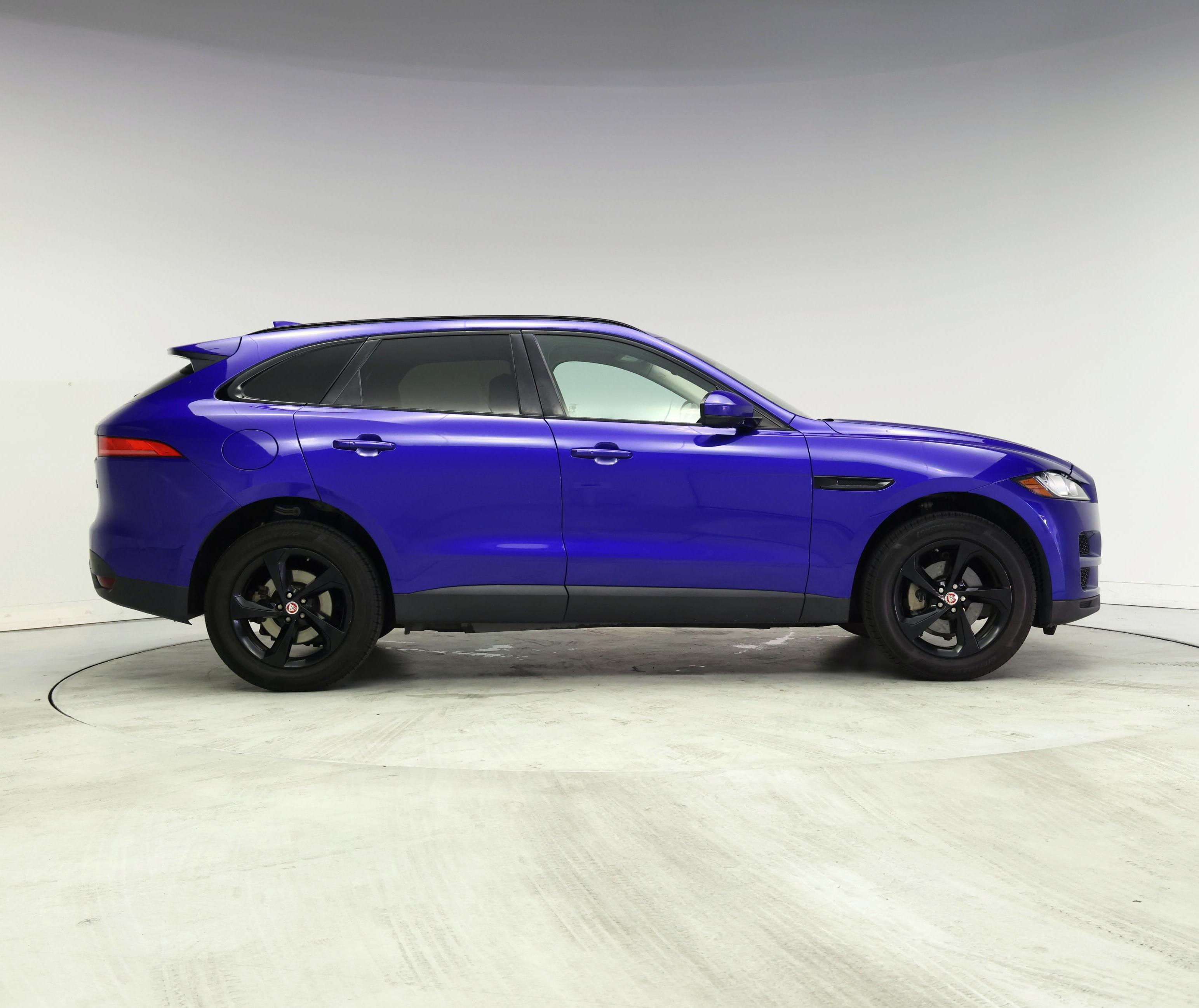 Thumbnail: 2019 Jaguar F-Pace - 7
