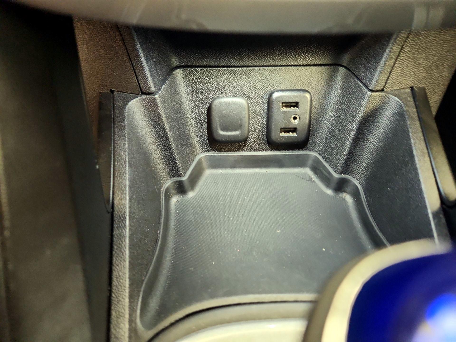 Thumbnail: 2017 Chevrolet Volt - 19