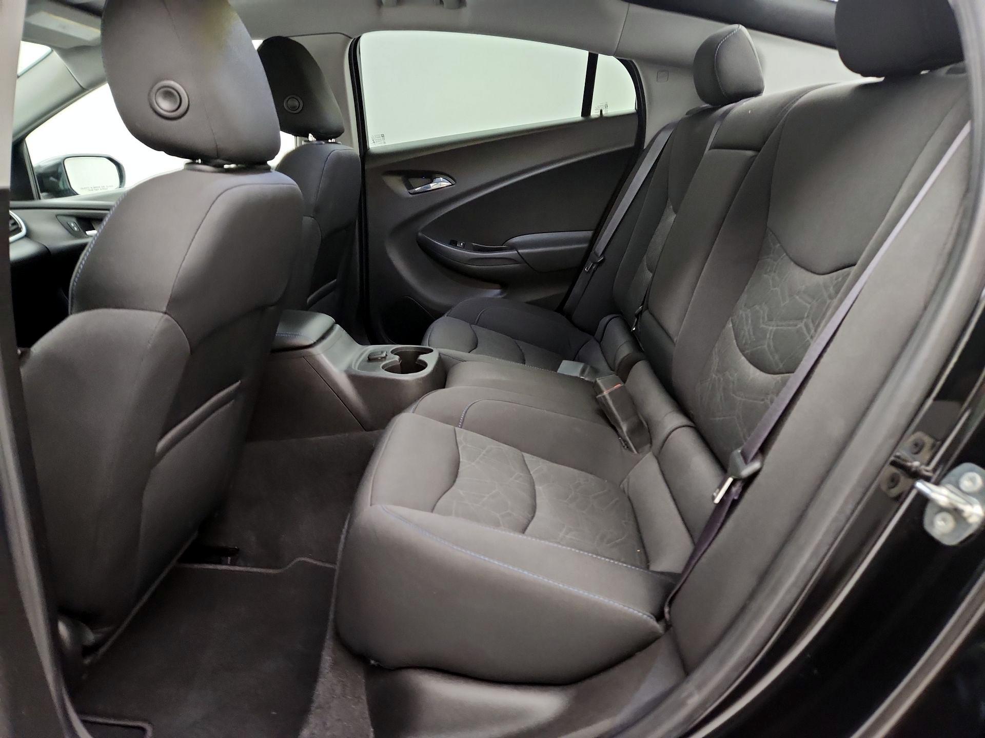 Thumbnail: 2017 Chevrolet Volt - 20