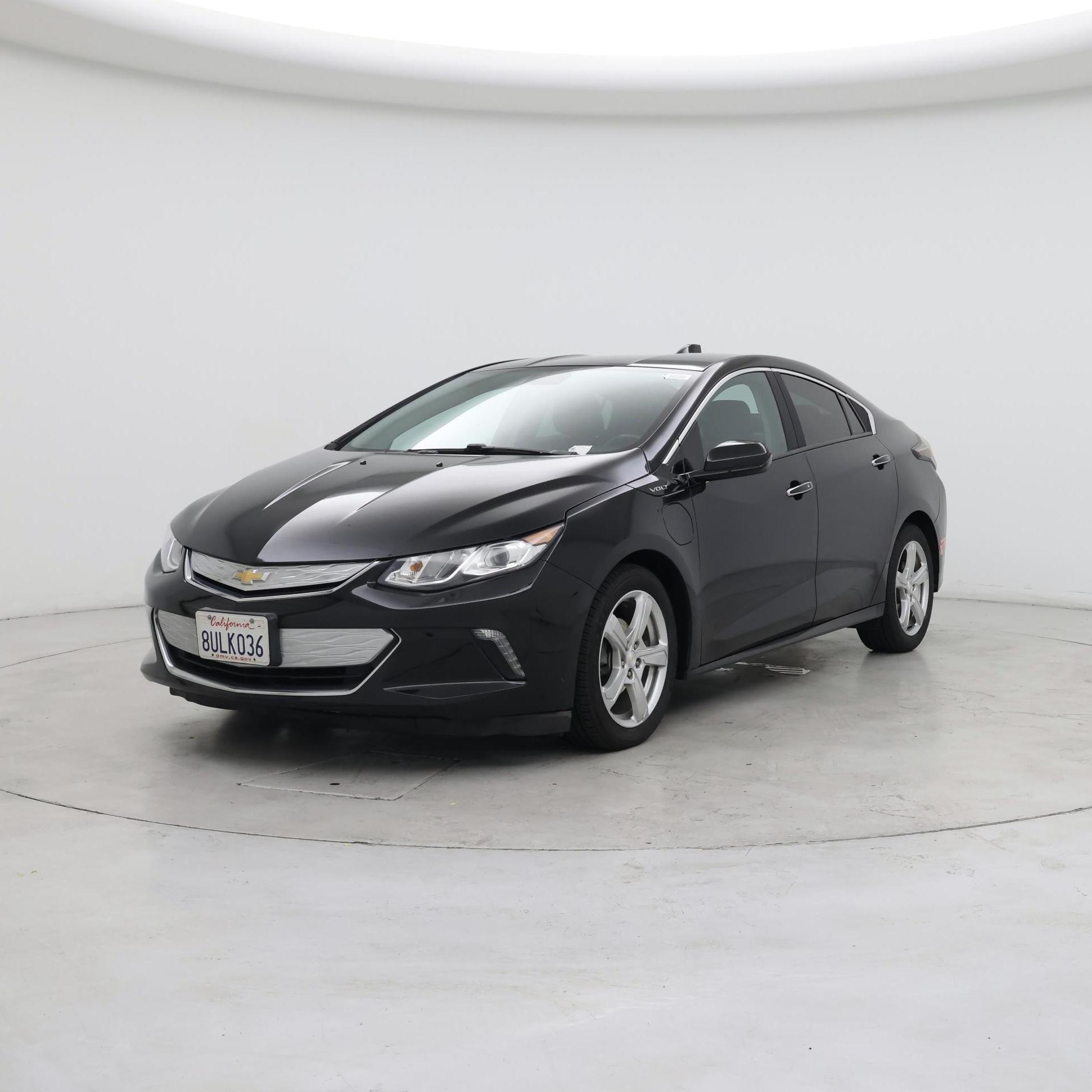 Thumbnail: 2017 Chevrolet Volt - 4