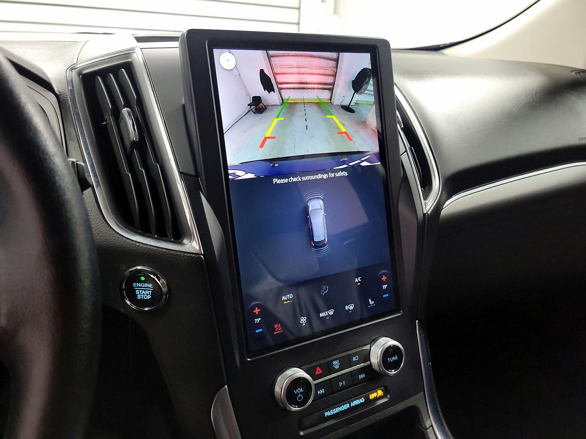 Thumbnail: 2022 Ford Edge - 14