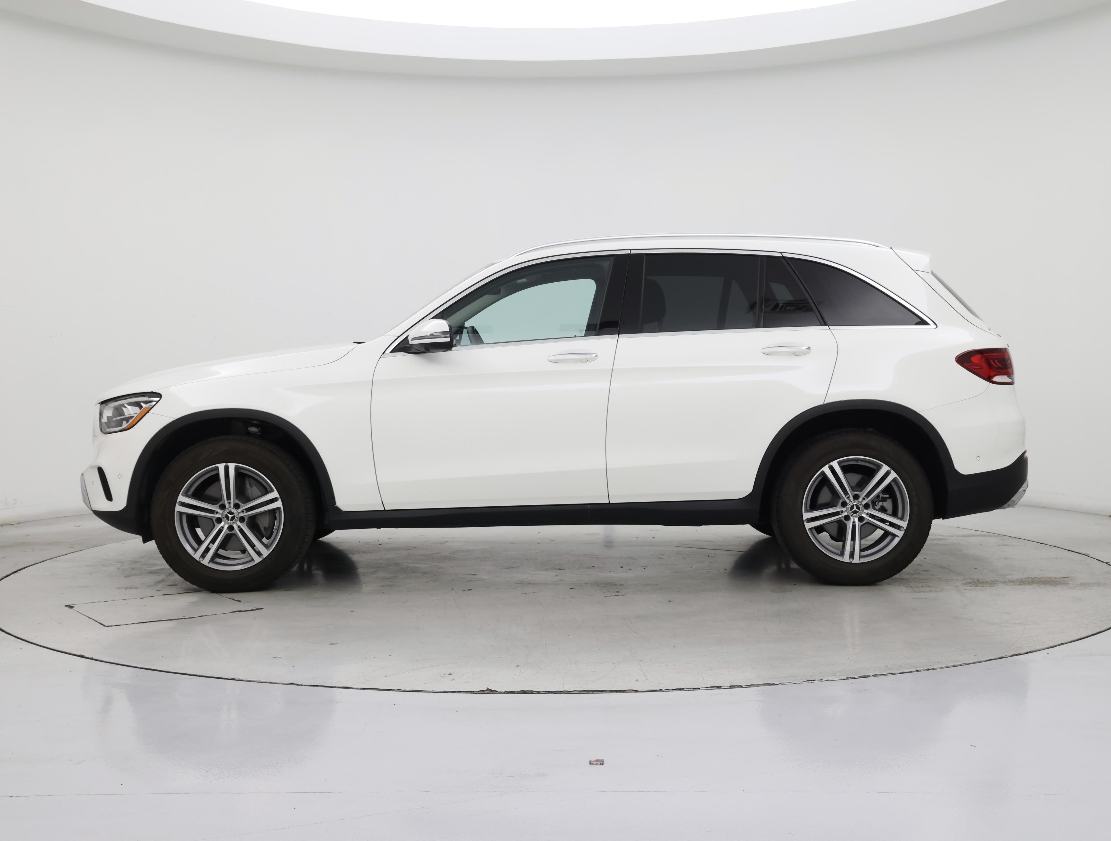 Thumbnail: 2022 Mercedes-Benz GLC - 3
