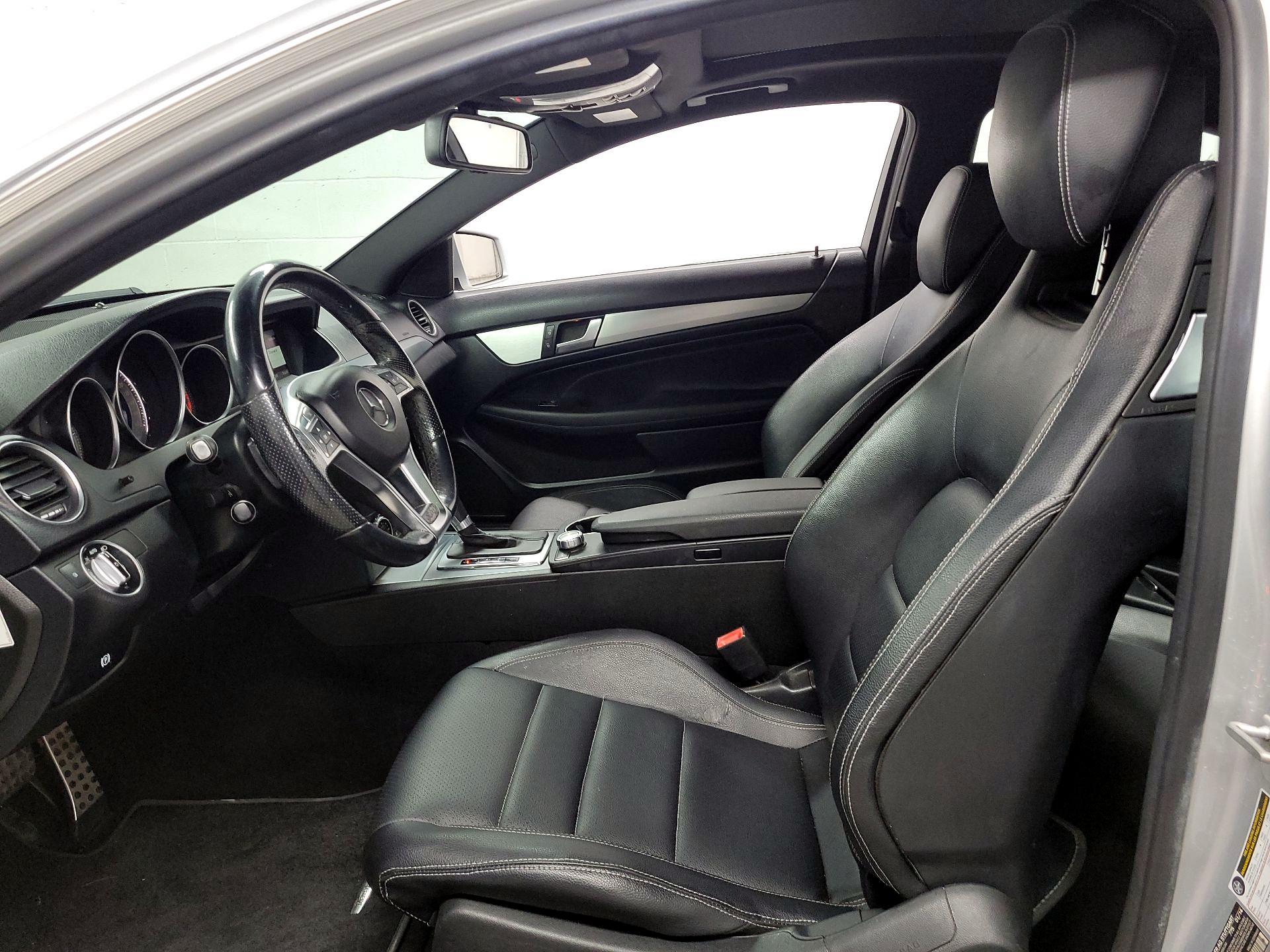 Thumbnail: 2014 Mercedes-Benz C-Class - 11