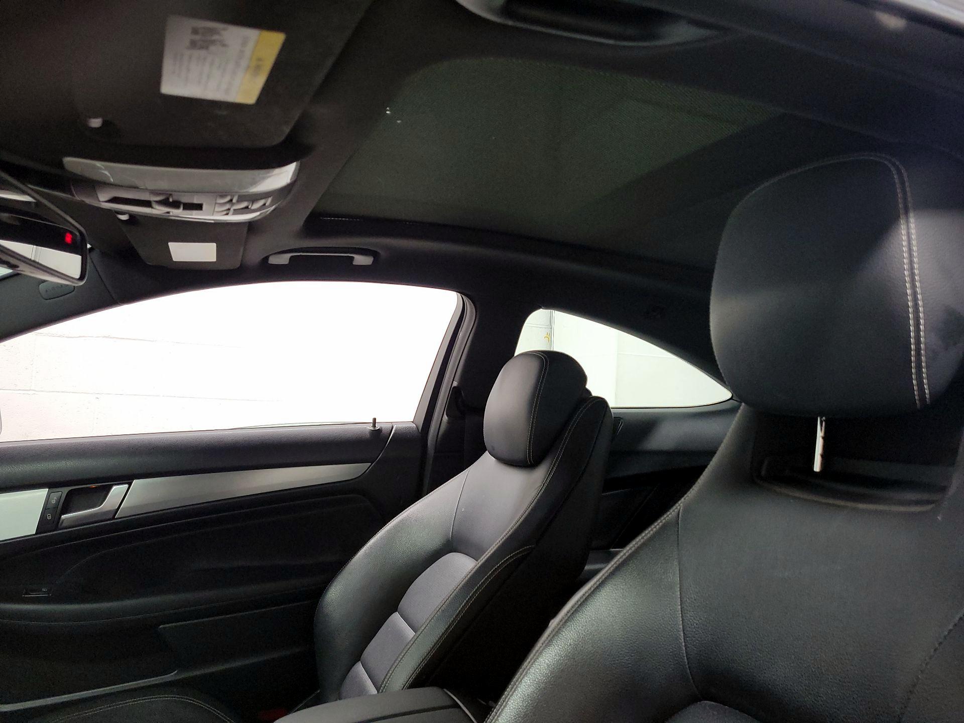 Thumbnail: 2014 Mercedes-Benz C-Class - 17