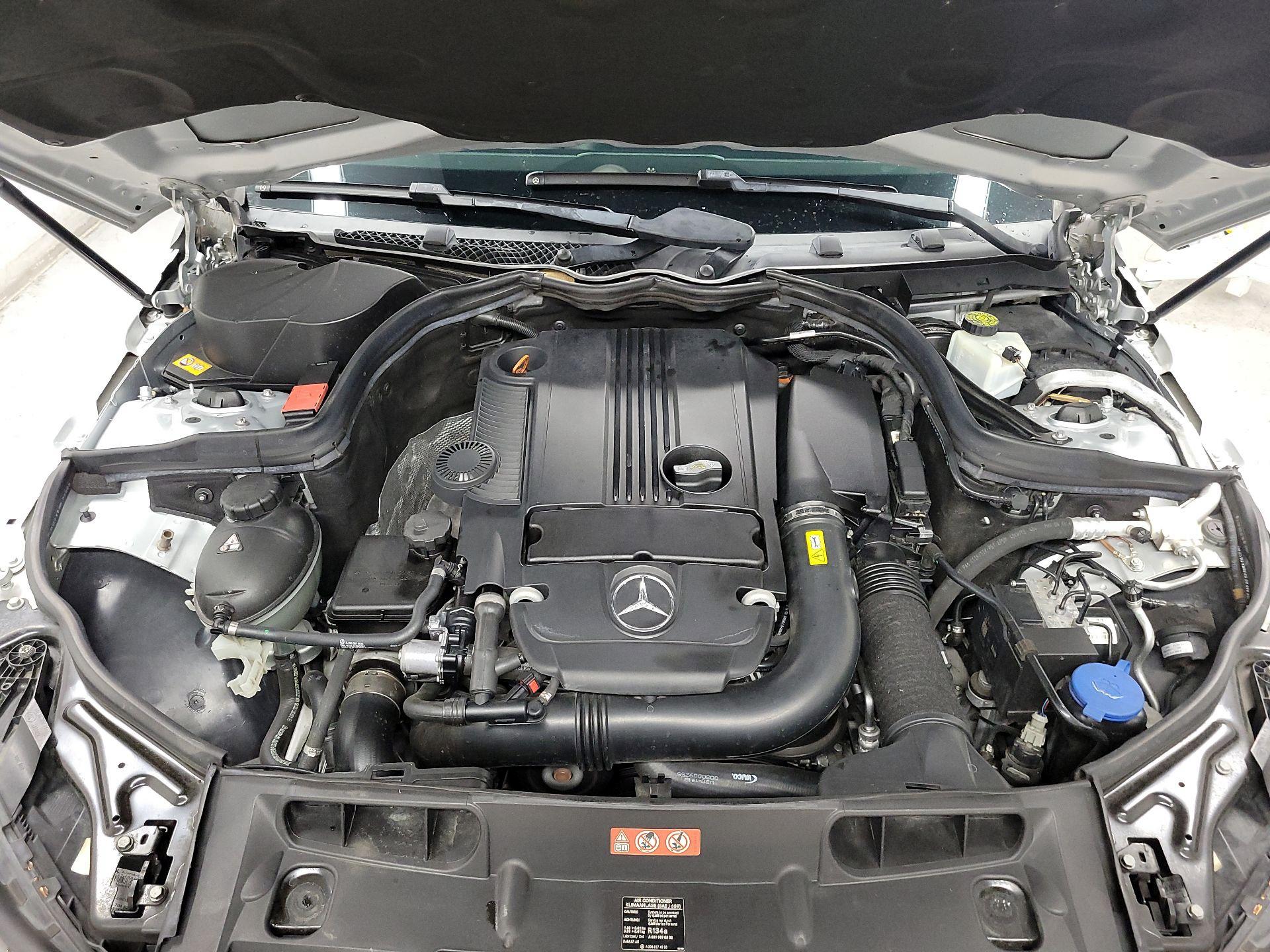 Thumbnail: 2014 Mercedes-Benz C-Class - 20