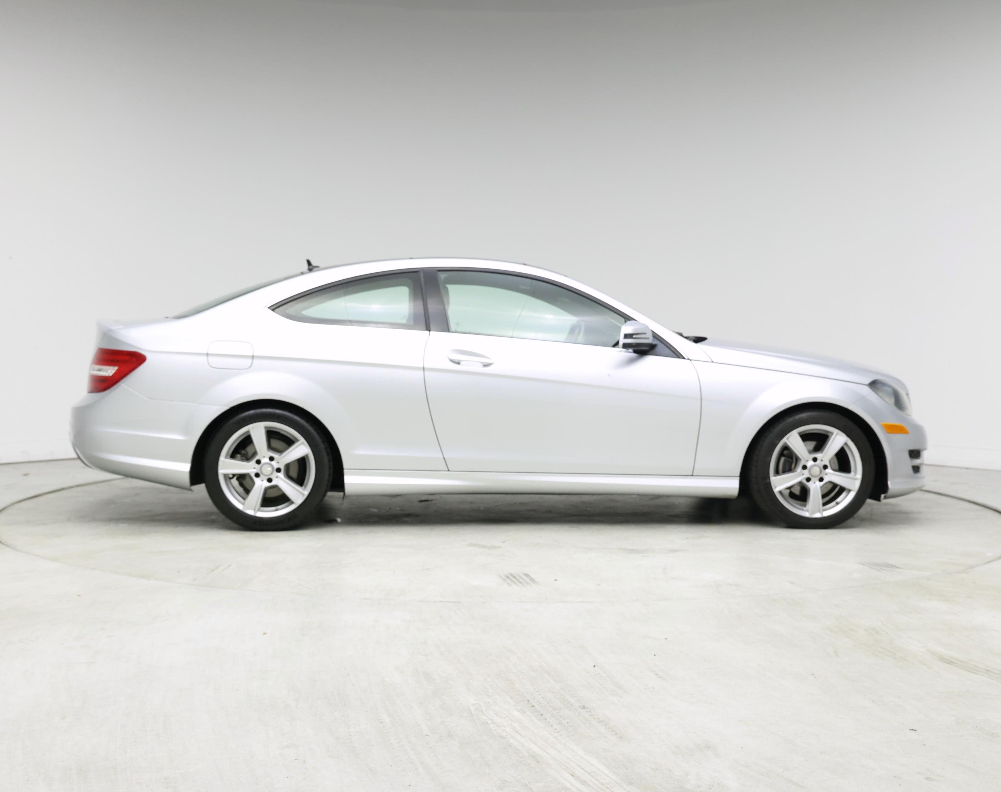 Thumbnail: 2014 Mercedes-Benz C-Class - 7