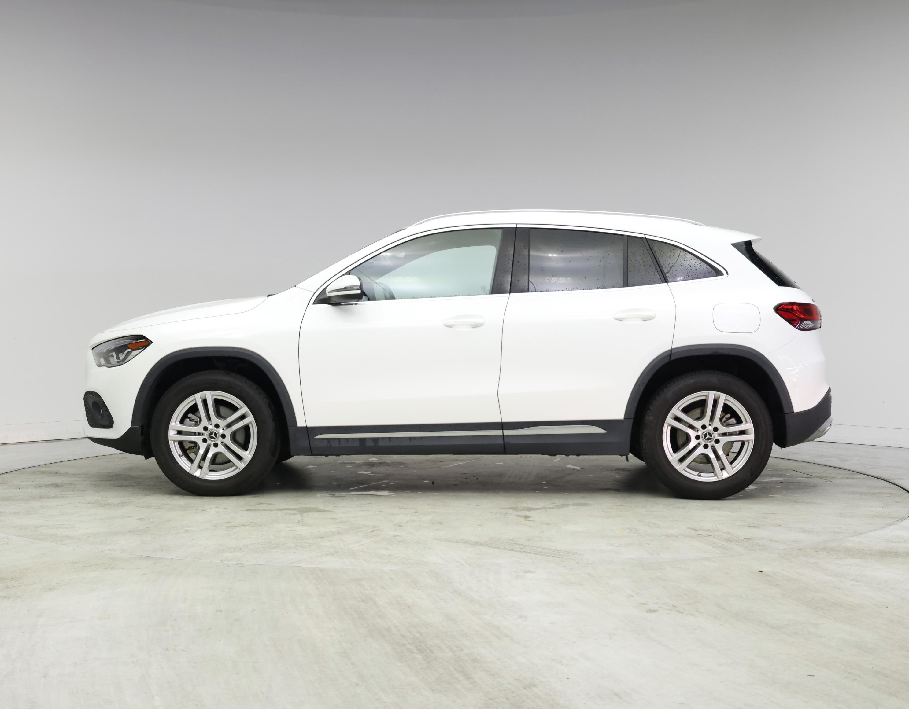 Thumbnail: 2023 Mercedes-Benz GLA - 3