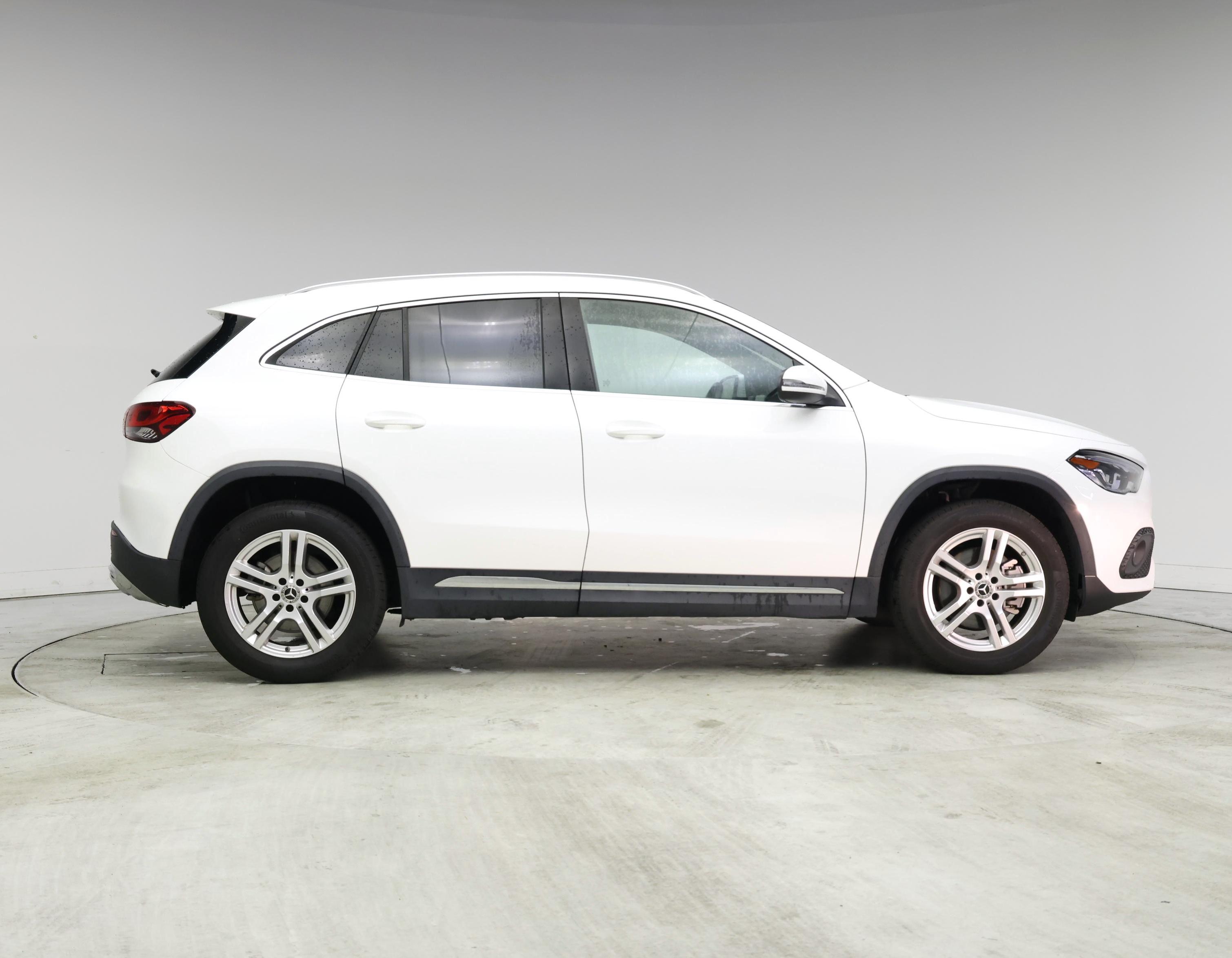 Thumbnail: 2023 Mercedes-Benz GLA - 7