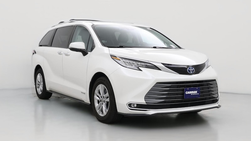 2021 Toyota Sienna Limited Hero Image