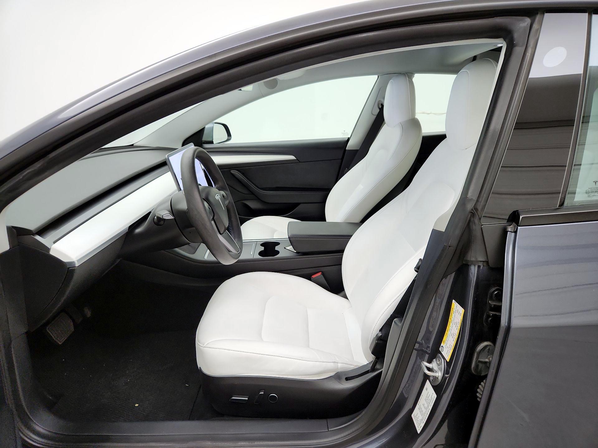 Thumbnail: 2021 Tesla Model 3 - 11