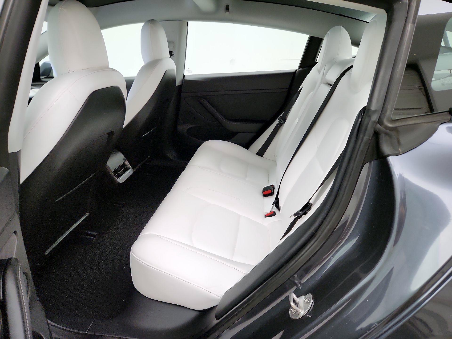 Thumbnail: 2021 Tesla Model 3 - 20