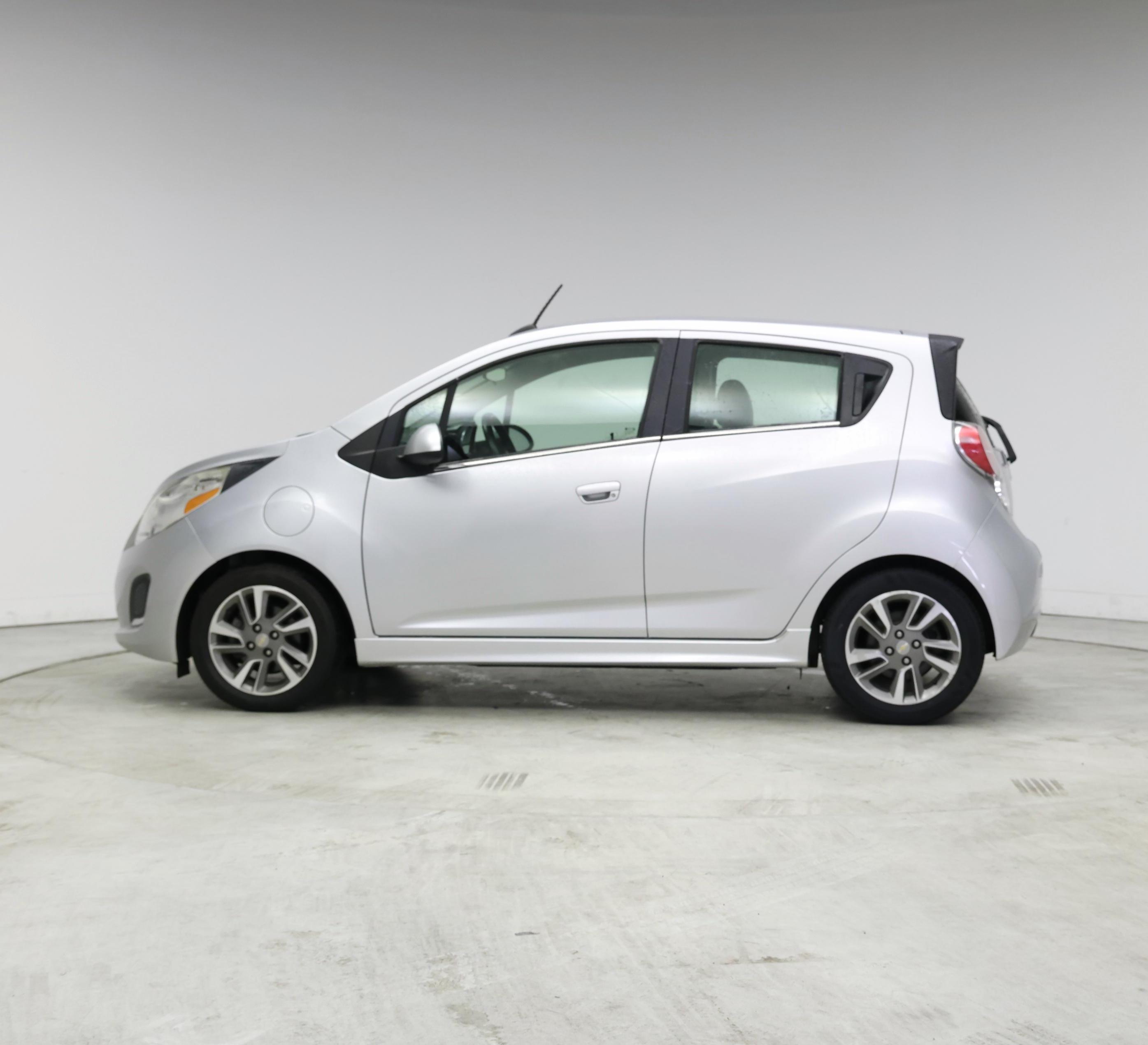 Thumbnail: 2015 Chevrolet Spark - 3