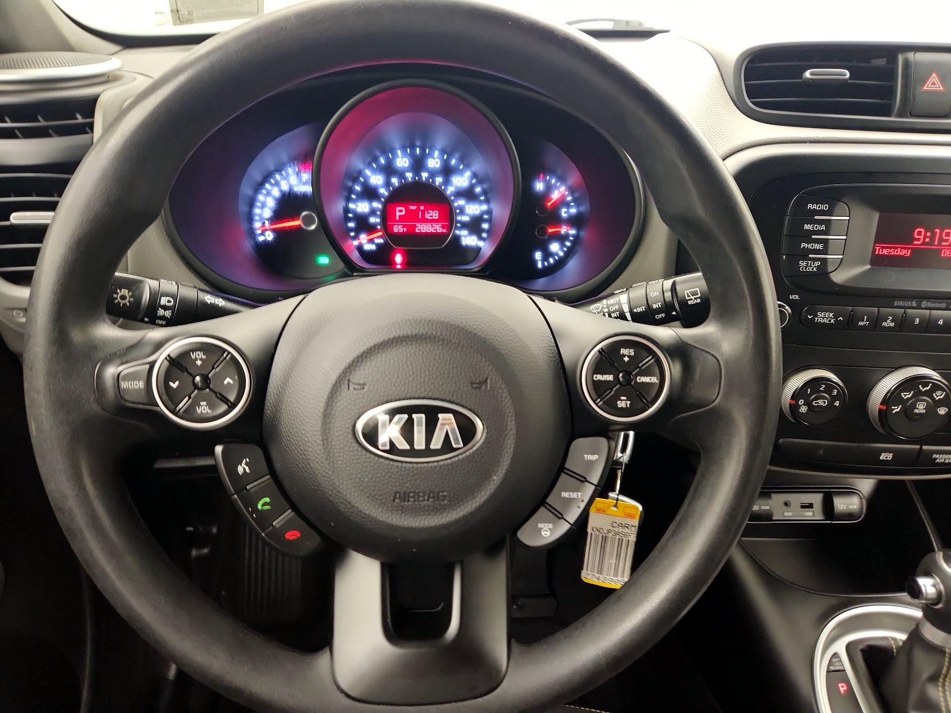 Thumbnail: 2015 Kia Soul - 10