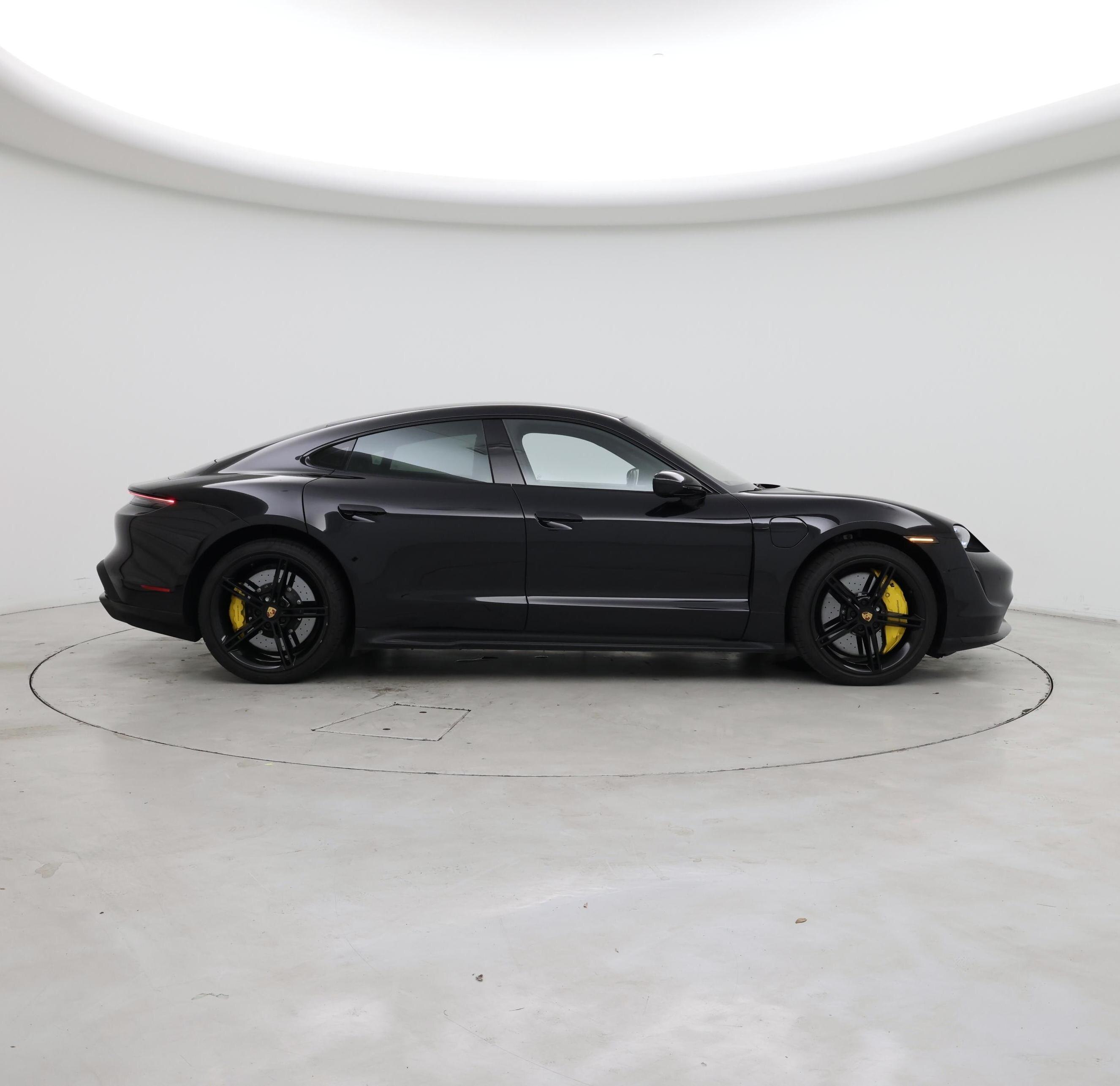 Thumbnail: 2020 Porsche Taycan - 7