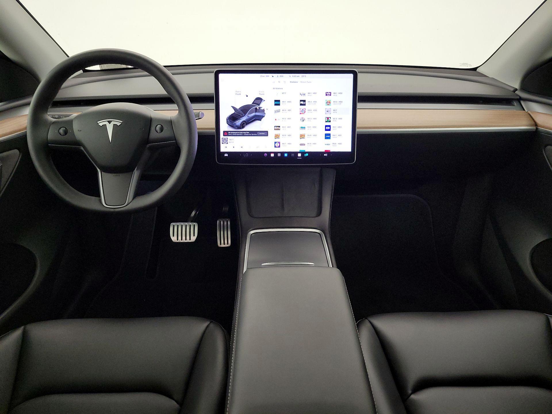 Thumbnail: 2025 Tesla Model Y - 9