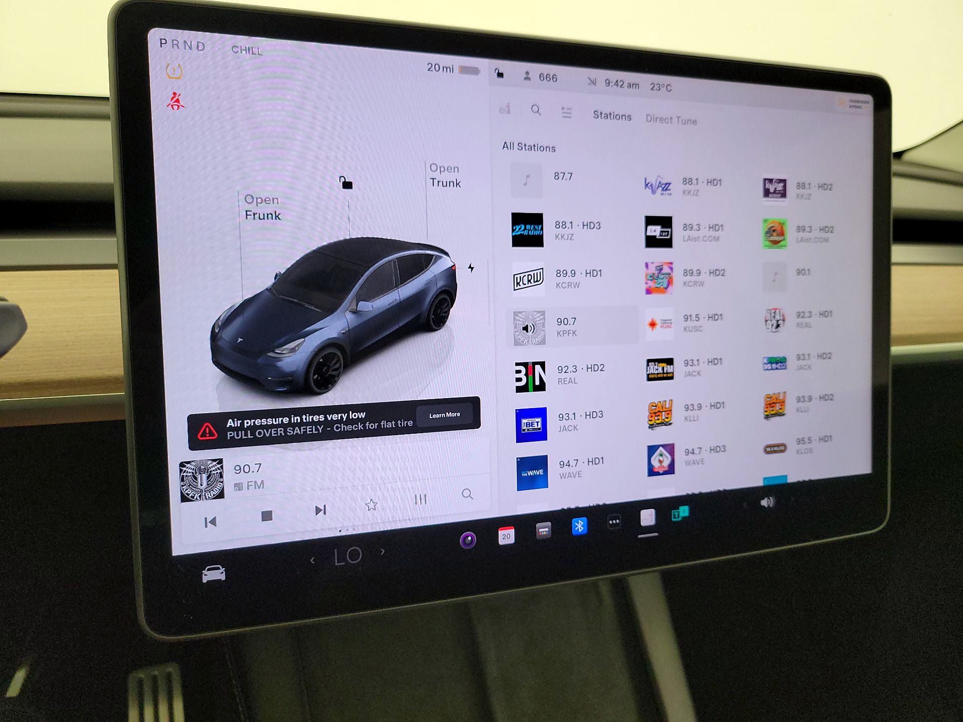 Thumbnail: 2025 Tesla Model Y - 15