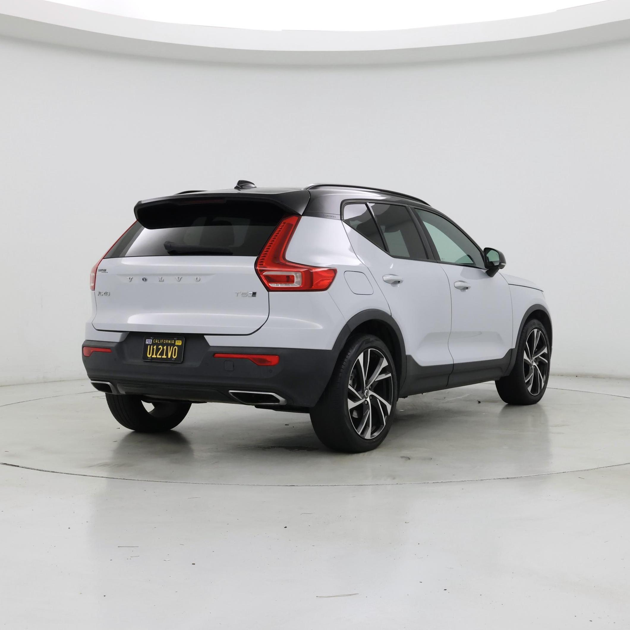 Thumbnail: 2020 Volvo XC40 - 8