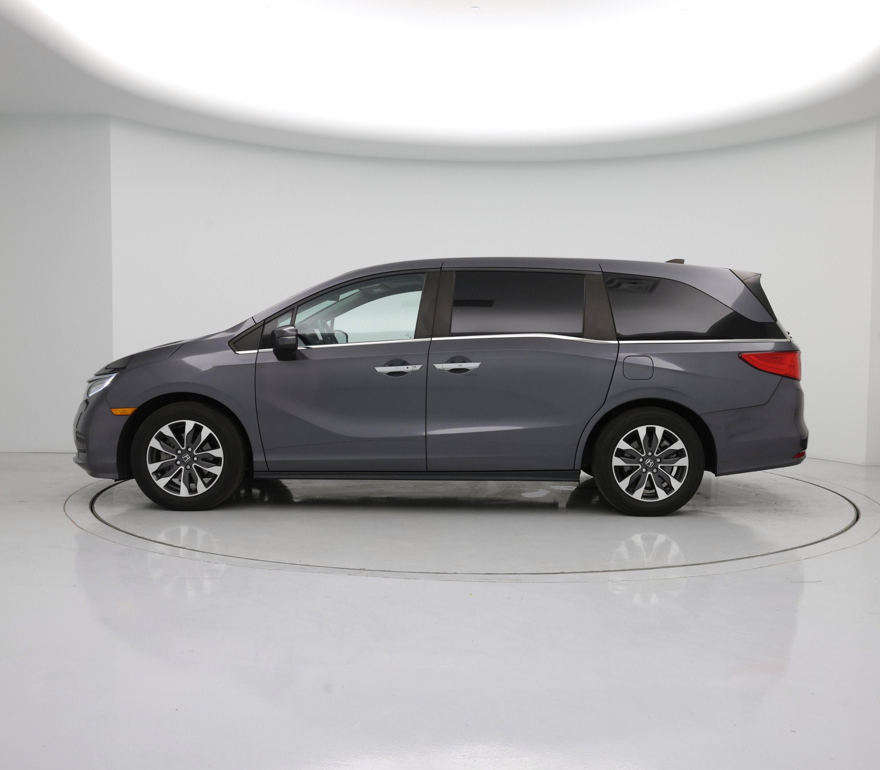 Thumbnail: 2022 Honda Odyssey - 3