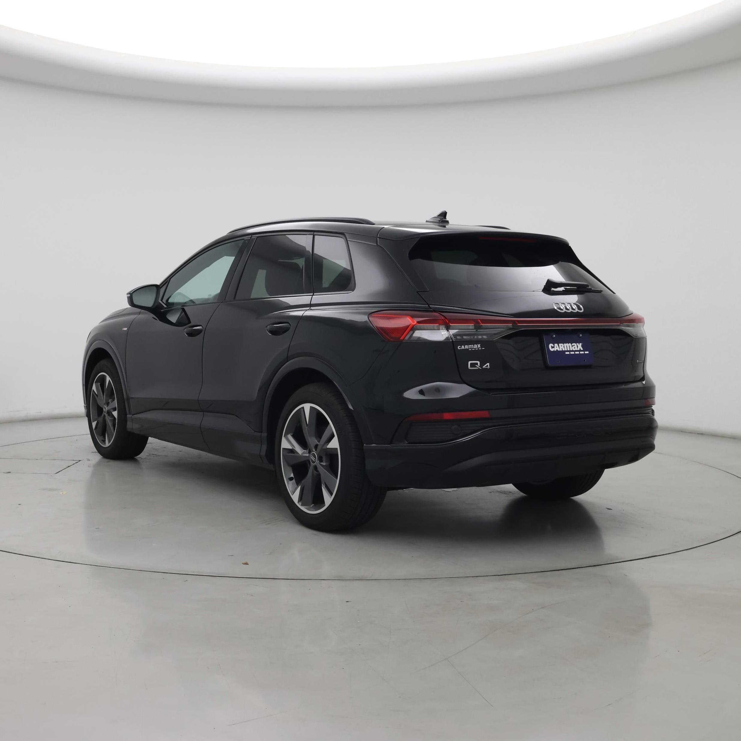 Thumbnail: 2024 Audi Q4 e-tron - 2