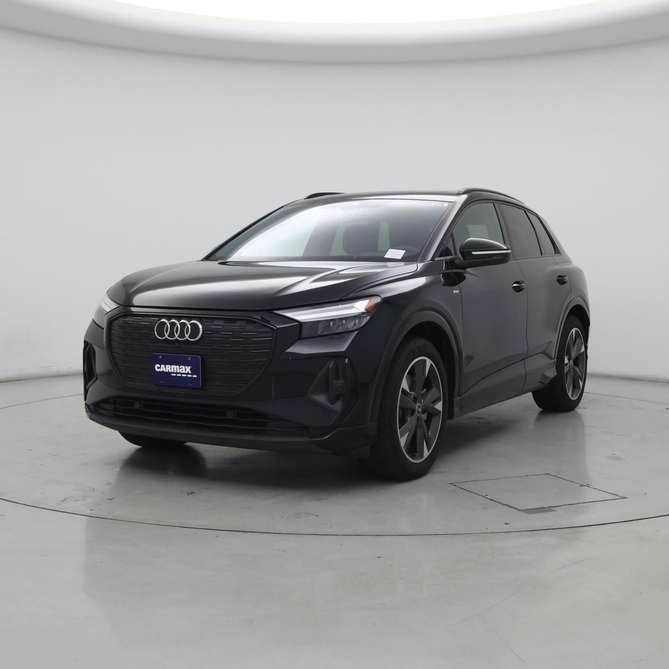 Thumbnail: 2024 Audi Q4 e-tron - 4