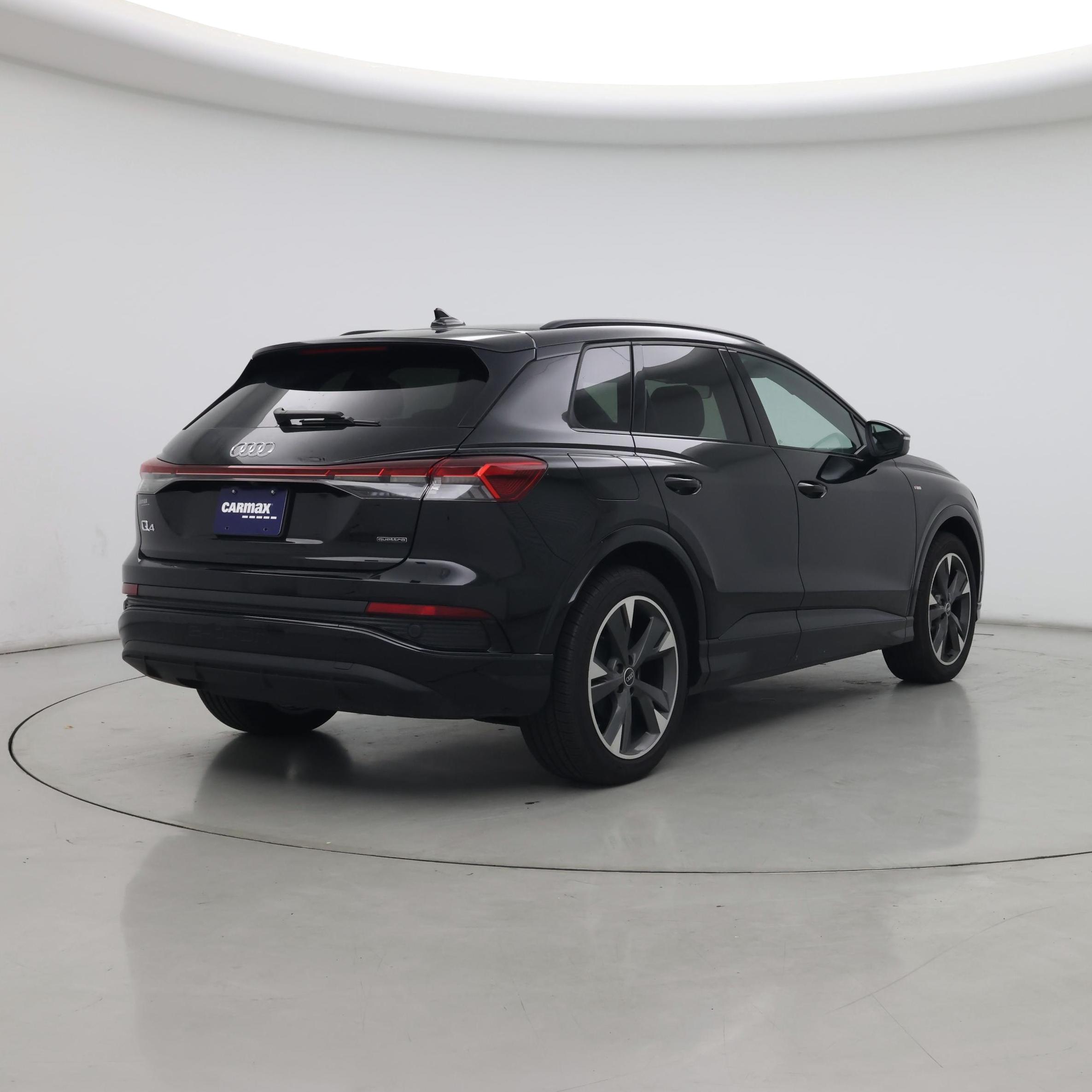 Thumbnail: 2024 Audi Q4 e-tron - 8
