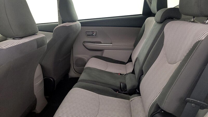 2017 Toyota Prius v Two 19