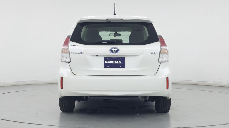2017 Toyota Prius v Two 6