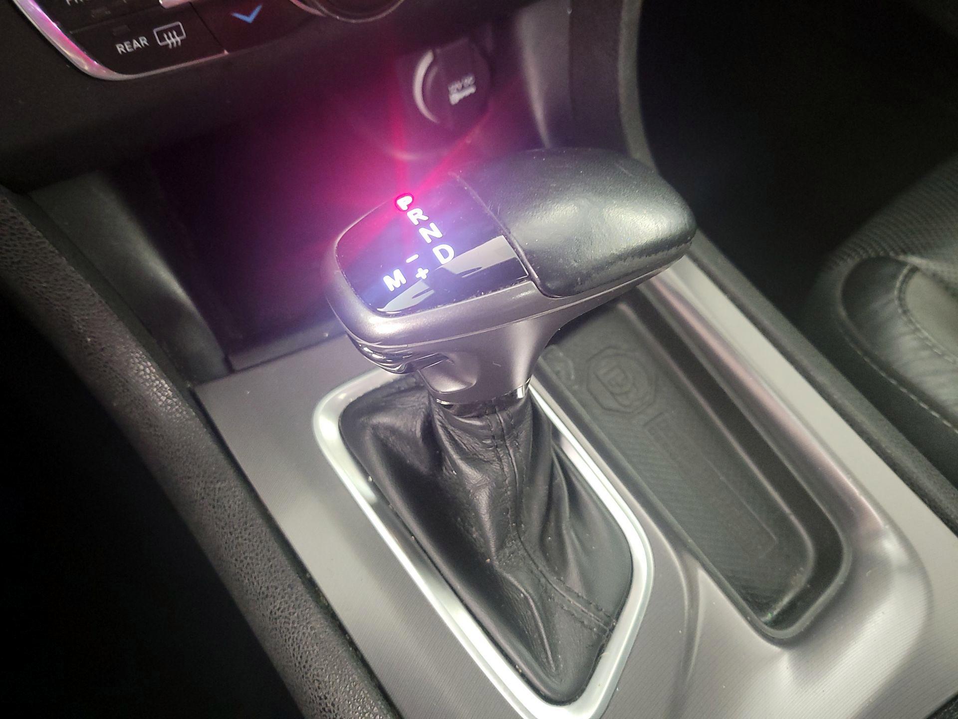Thumbnail: 2020 Dodge Charger - 17