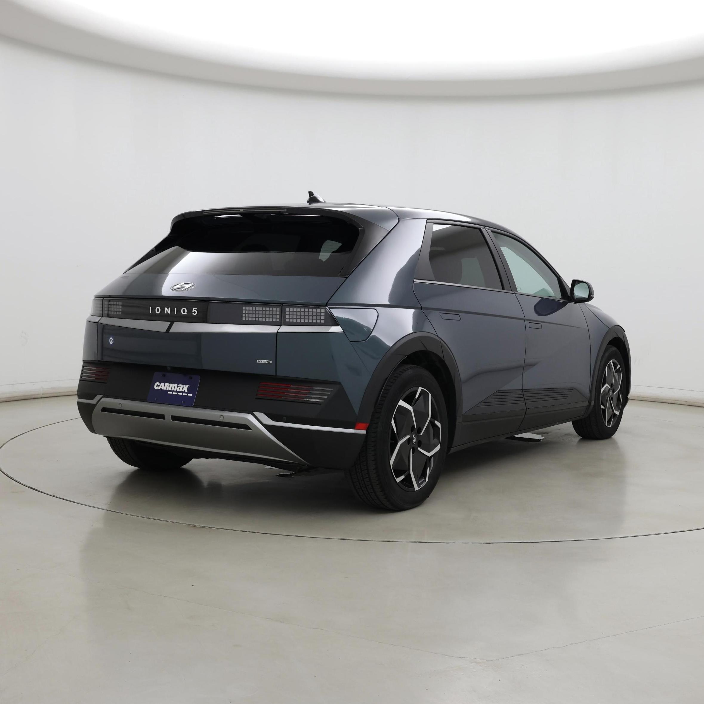 Thumbnail: 2022 Hyundai Ioniq 5 - 8