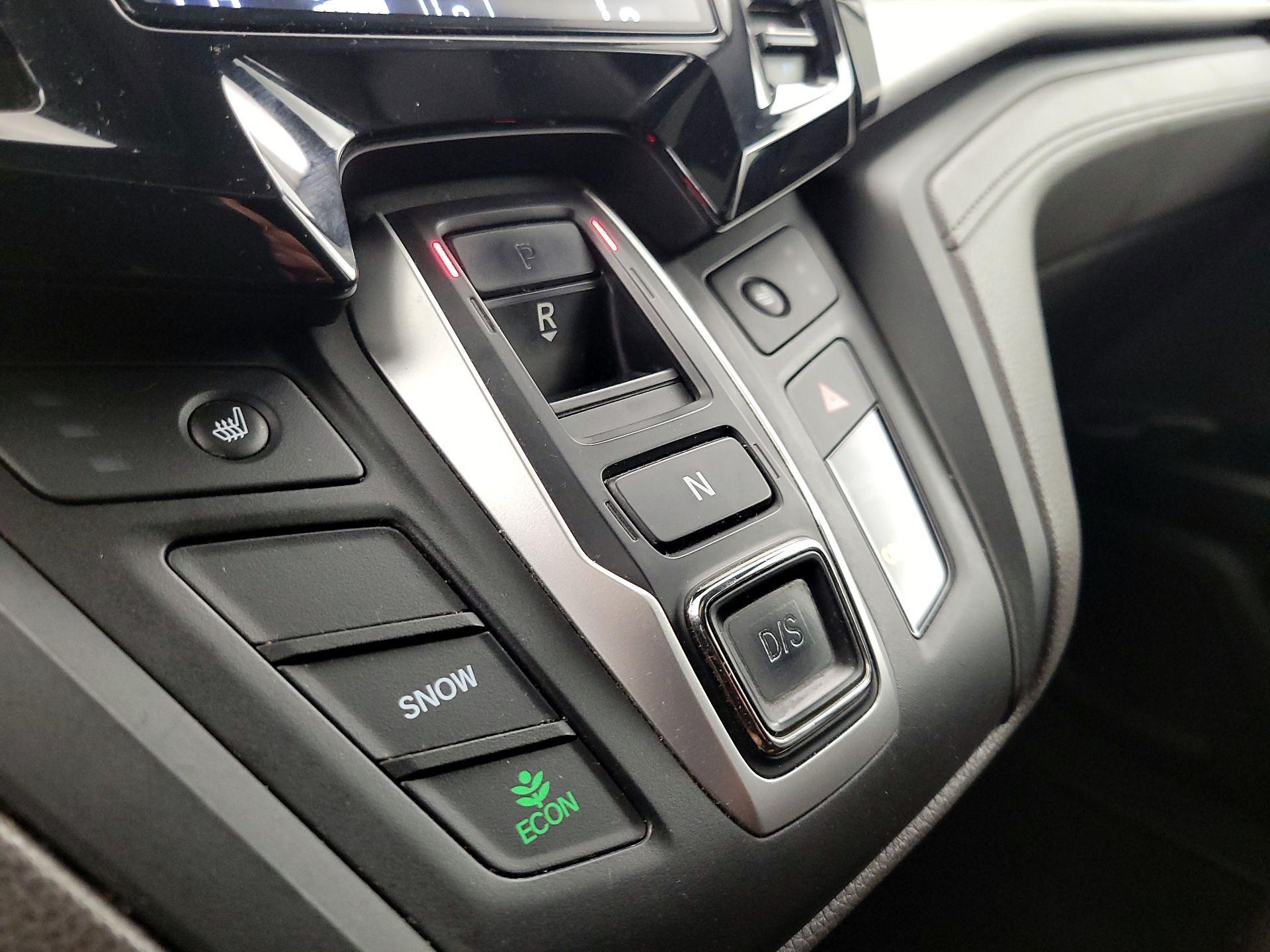 Thumbnail: 2019 Honda Odyssey - 17