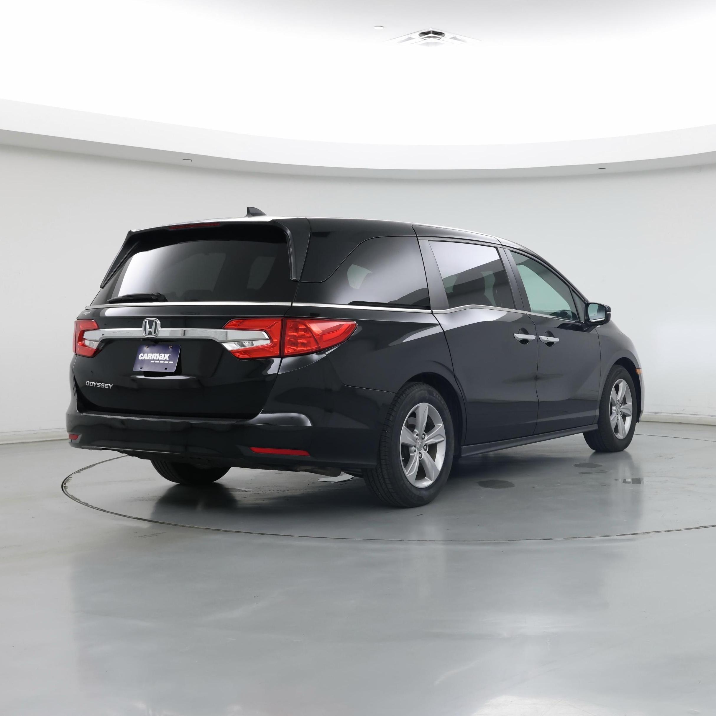 Thumbnail: 2019 Honda Odyssey - 8